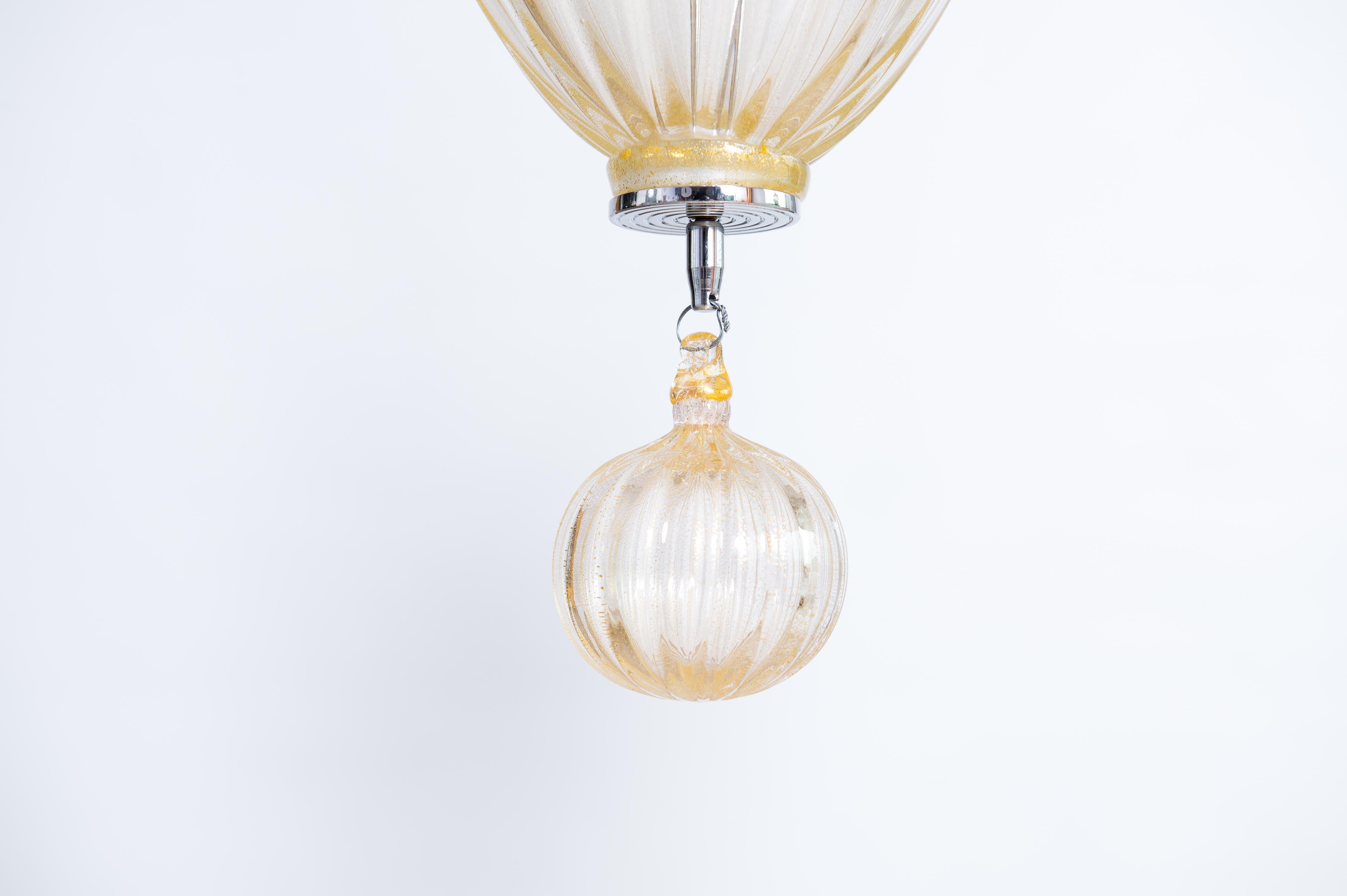 Lampadario in vetro di Murano color oro di Giovanni Dalla Fina, 1970 In condizioni ottime in vendita a Villaverla, IT