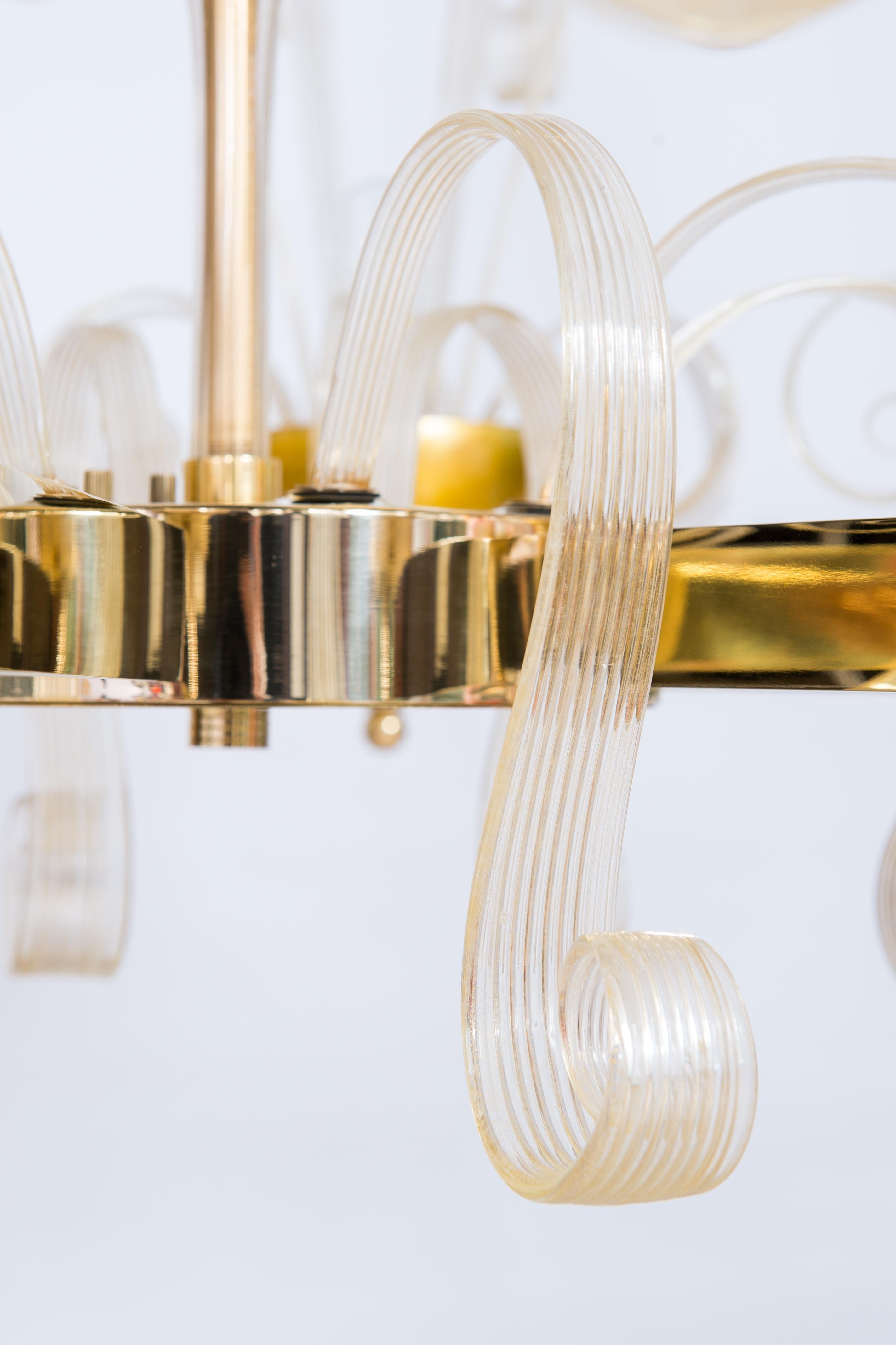 Kronleuchter aus goldenem Murano-Glas mit Goldpastoralen von Giovanni Dalla Fina, 1970er Jahre im Angebot 2