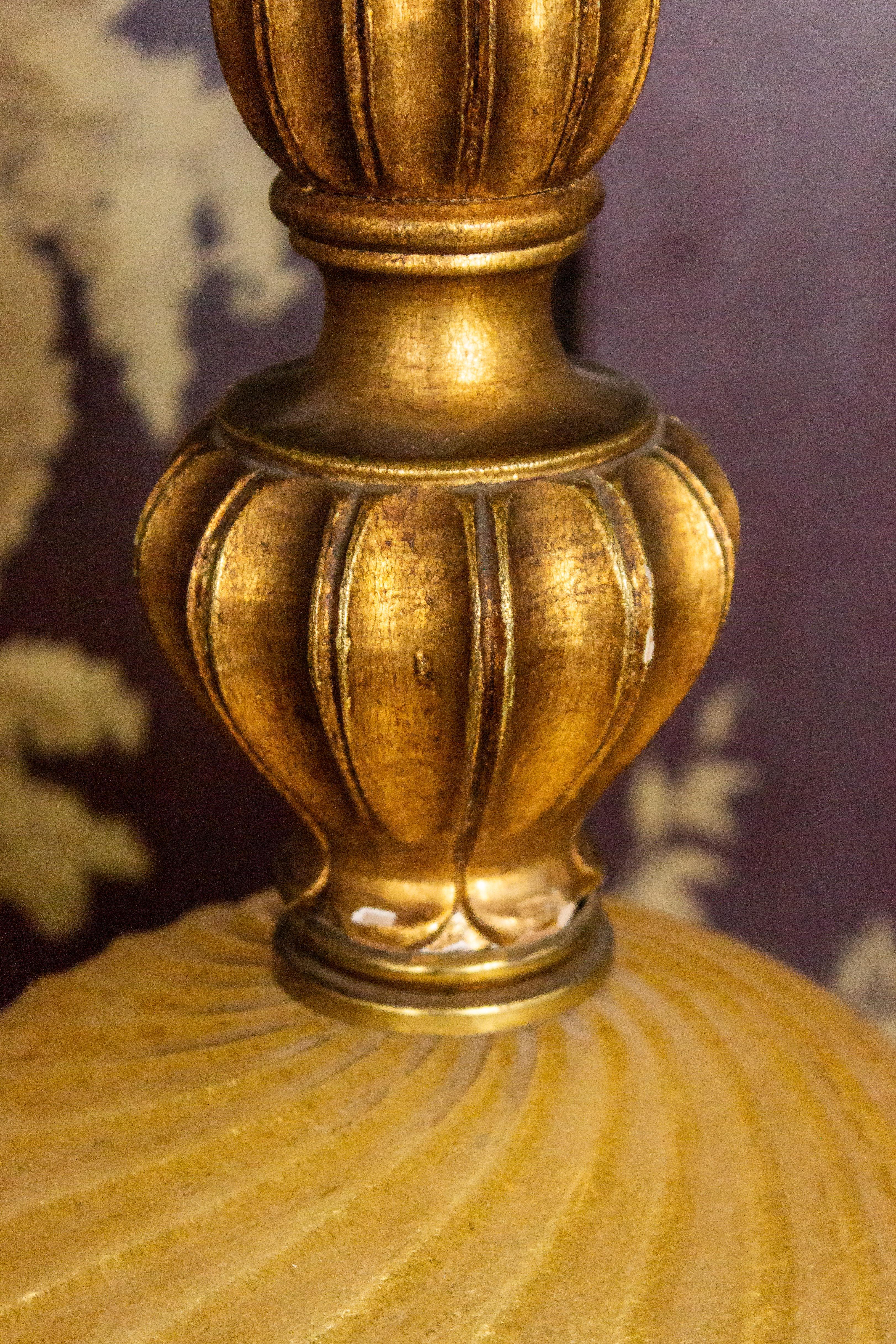 Italian Gold Murano Glass Globe Table Lamp In Good Condition For Sale In Buchanan, NY