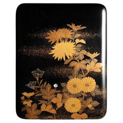 Gold Nashiji Maki-e Suzuribako, Chrysanthemum