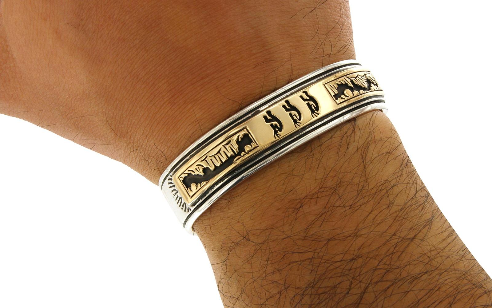 Gold Native American 925 Silver 14 Karat Kokopellis Hopi Cuff Bracelet In Excellent Condition For Sale In Los Angeles, CA