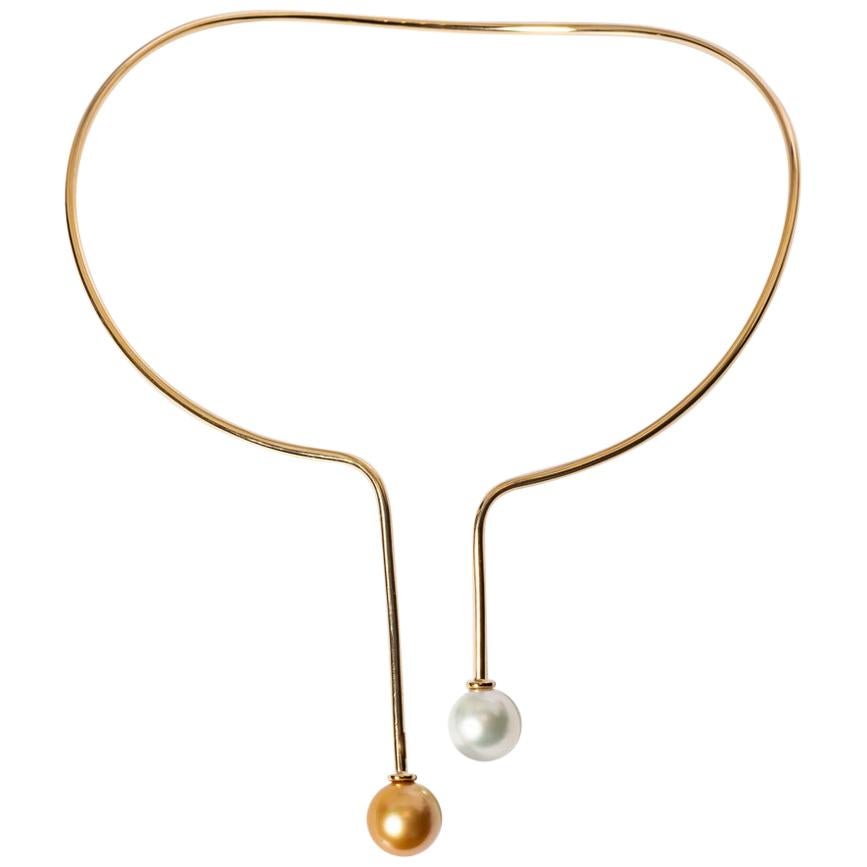Gold Necklace Ergonomic Rigid with Pearl Gold and South Sea
