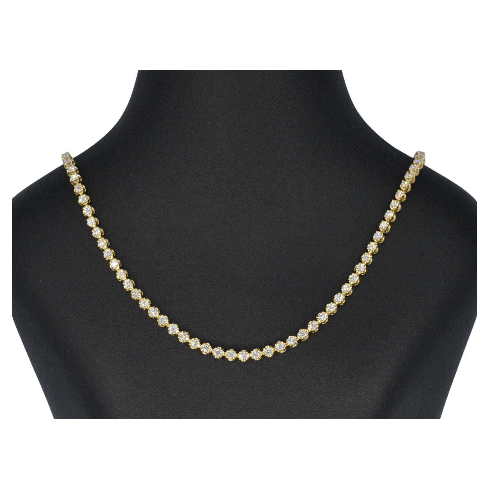 Gold Necklace with 107 Brilliant Cut Diamonds For Sale