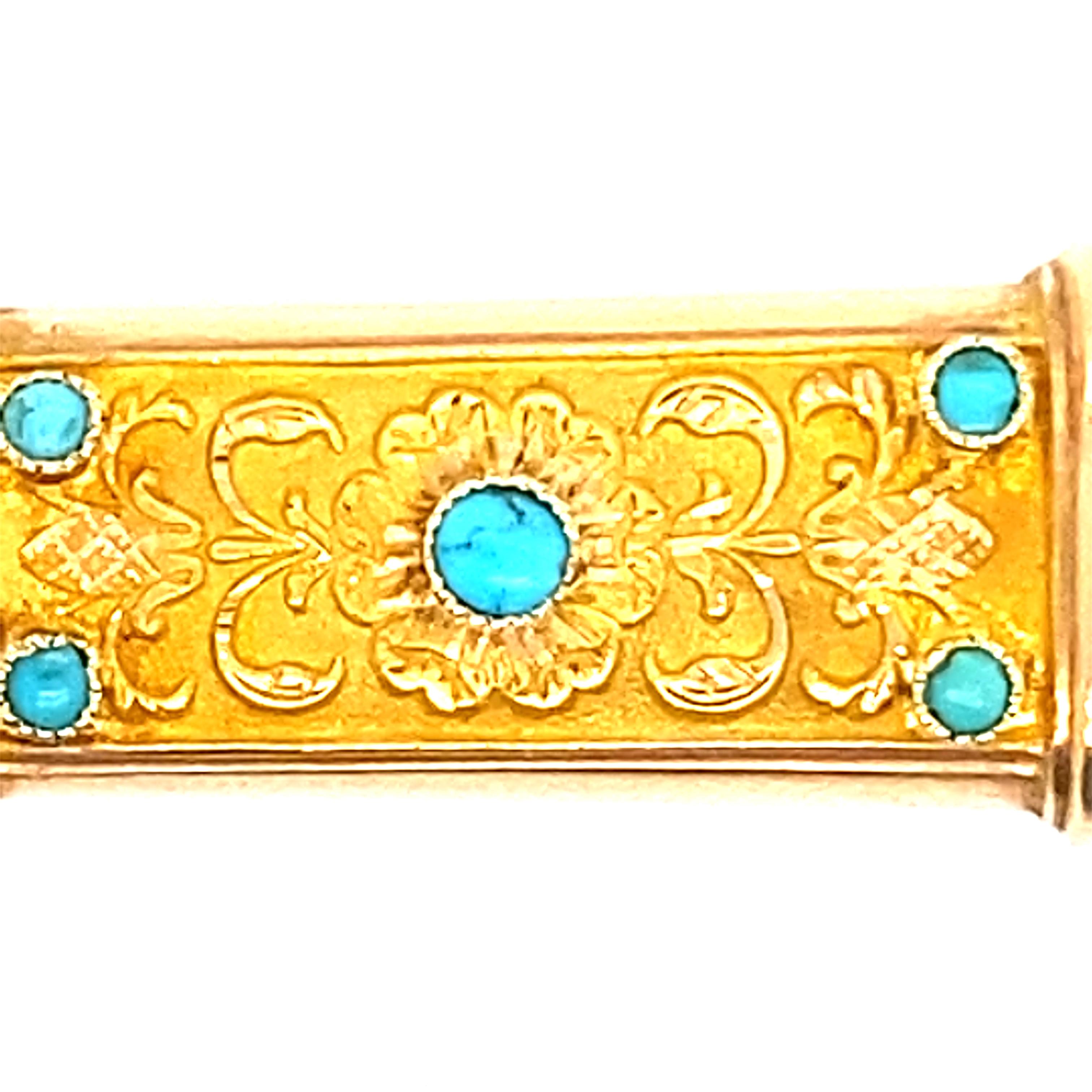 Finely Chiselled with Cabochons Turquoises Gold Needle Box 18 Karat  For Sale 1