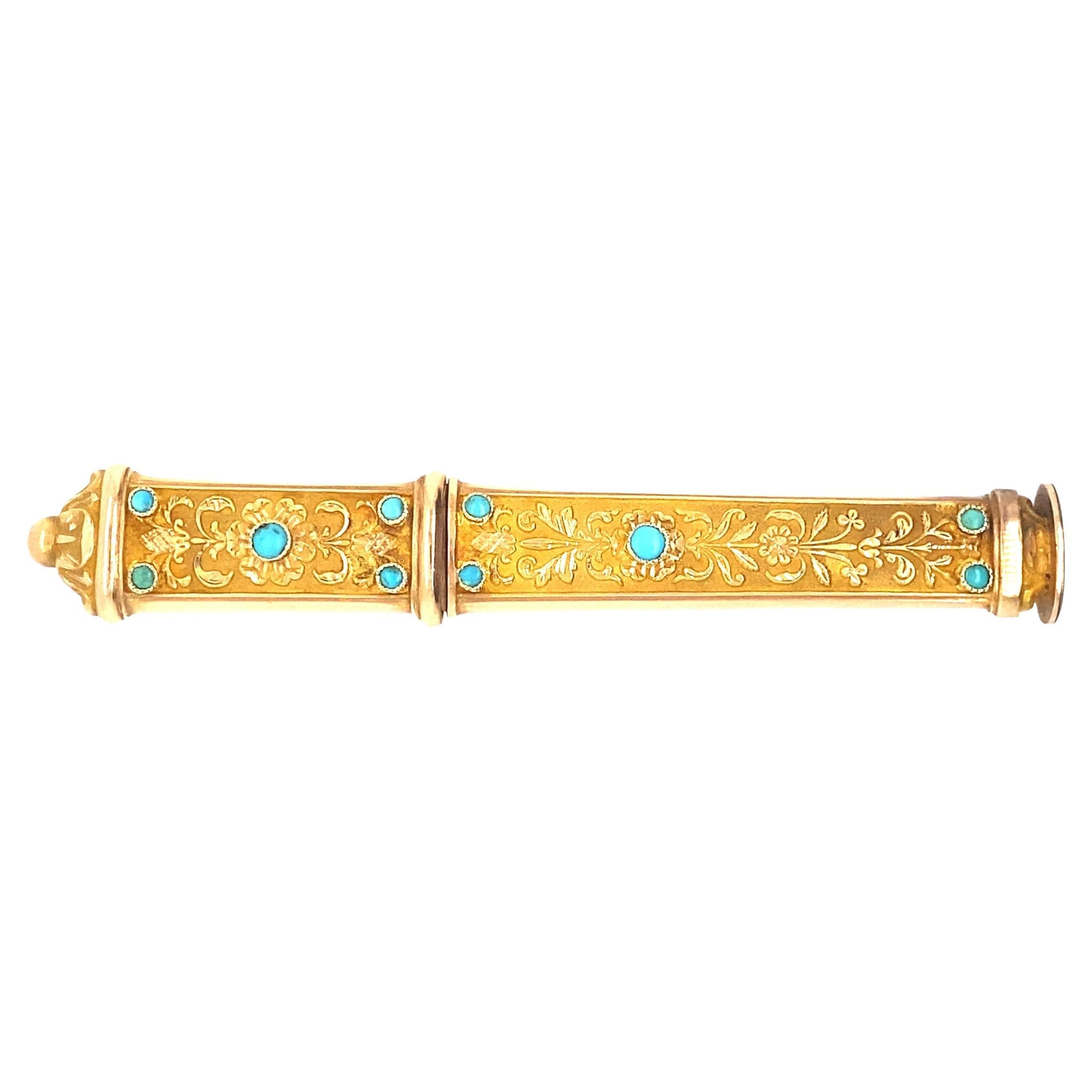 Finely Chiselled with Cabochons Turquoises Gold Needle Box 18 Karat  For Sale