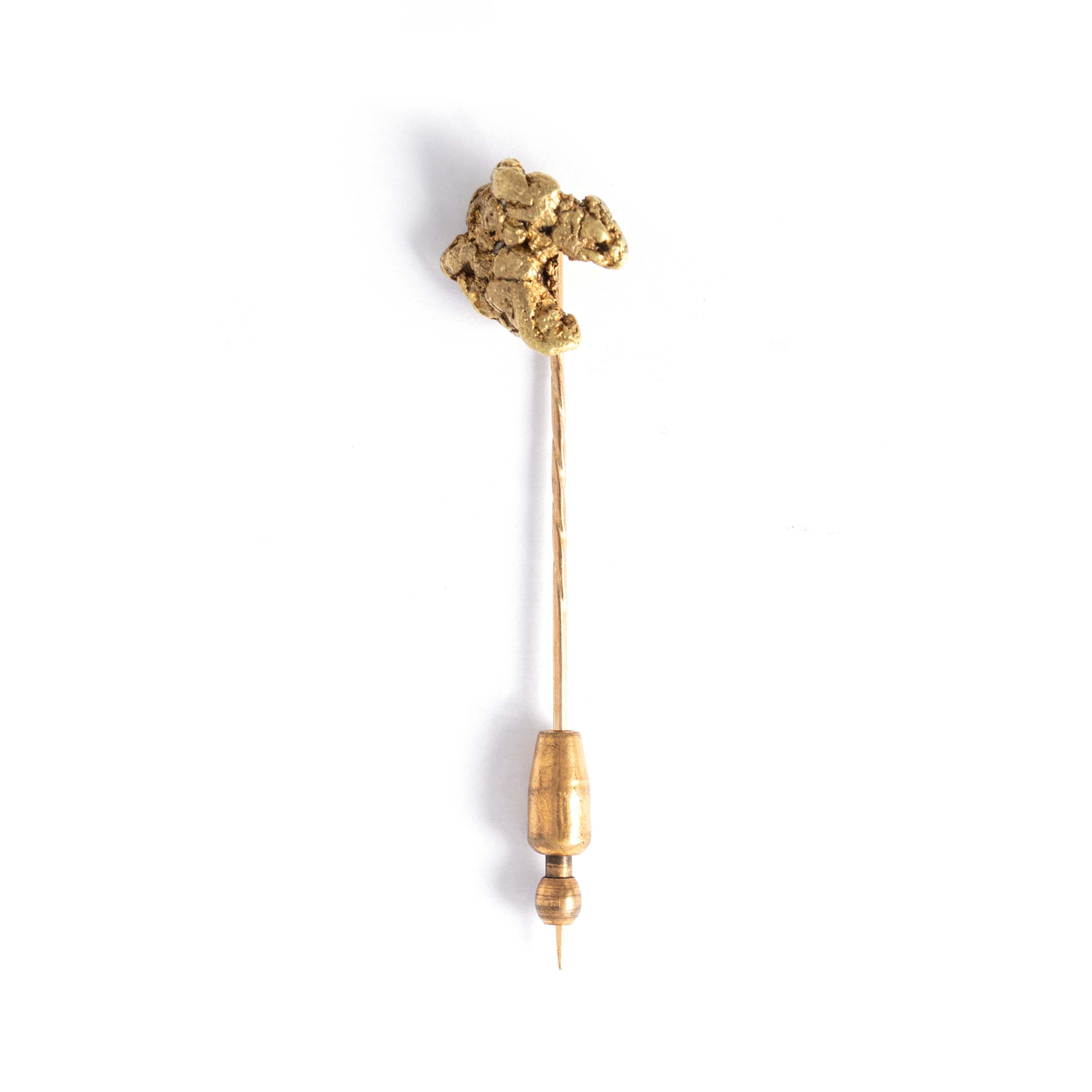 Women's or Men's Gold Nugget Vintage Pin For Sale