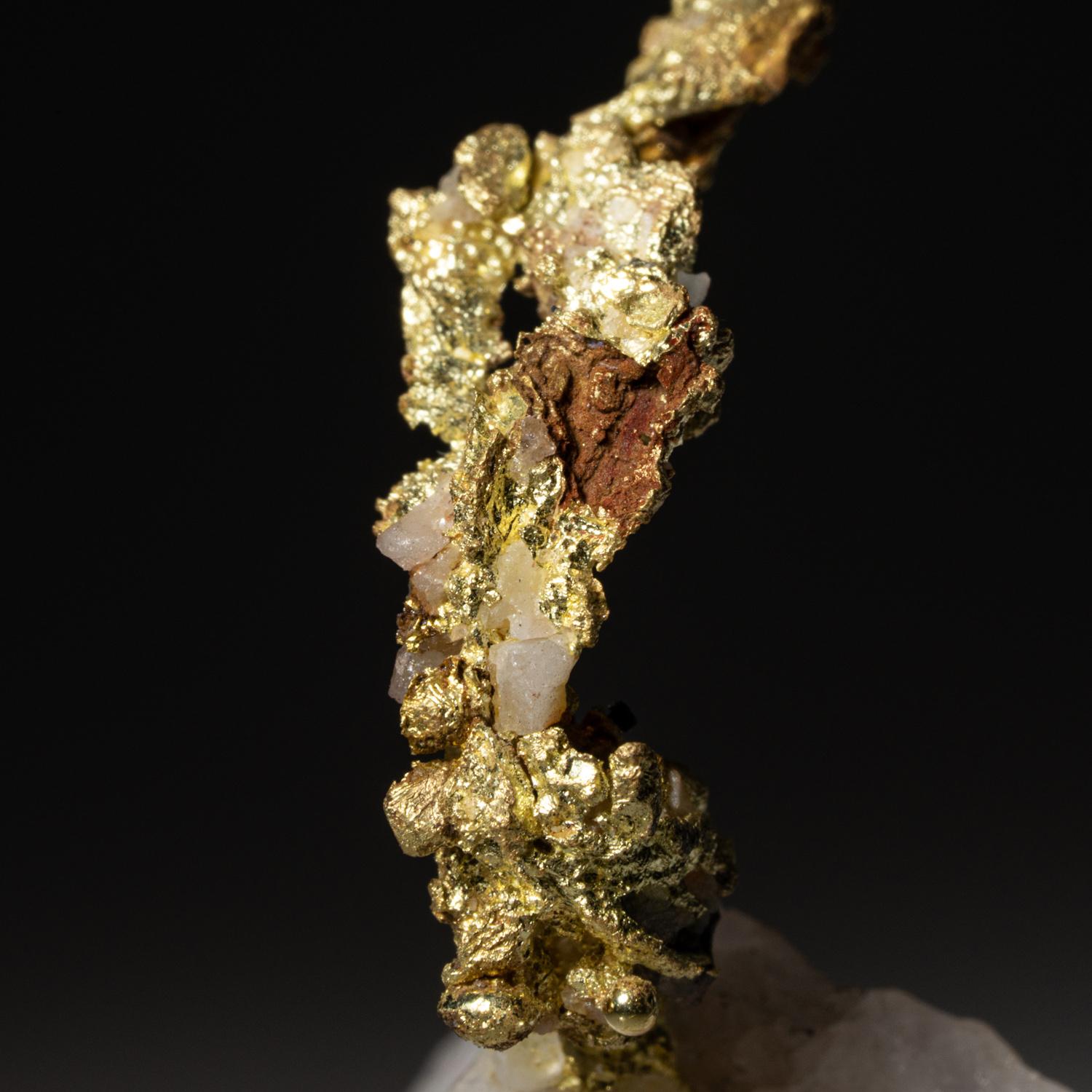 Gold- auf Quarz matrix aus der Region Guelmim-Oued Noun, Marokko im Zustand „Neu“ im Angebot in New York, NY