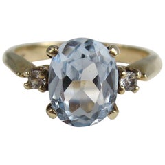 Vintage Gold Oval Aquamarine and Diamond Solitaire Ring