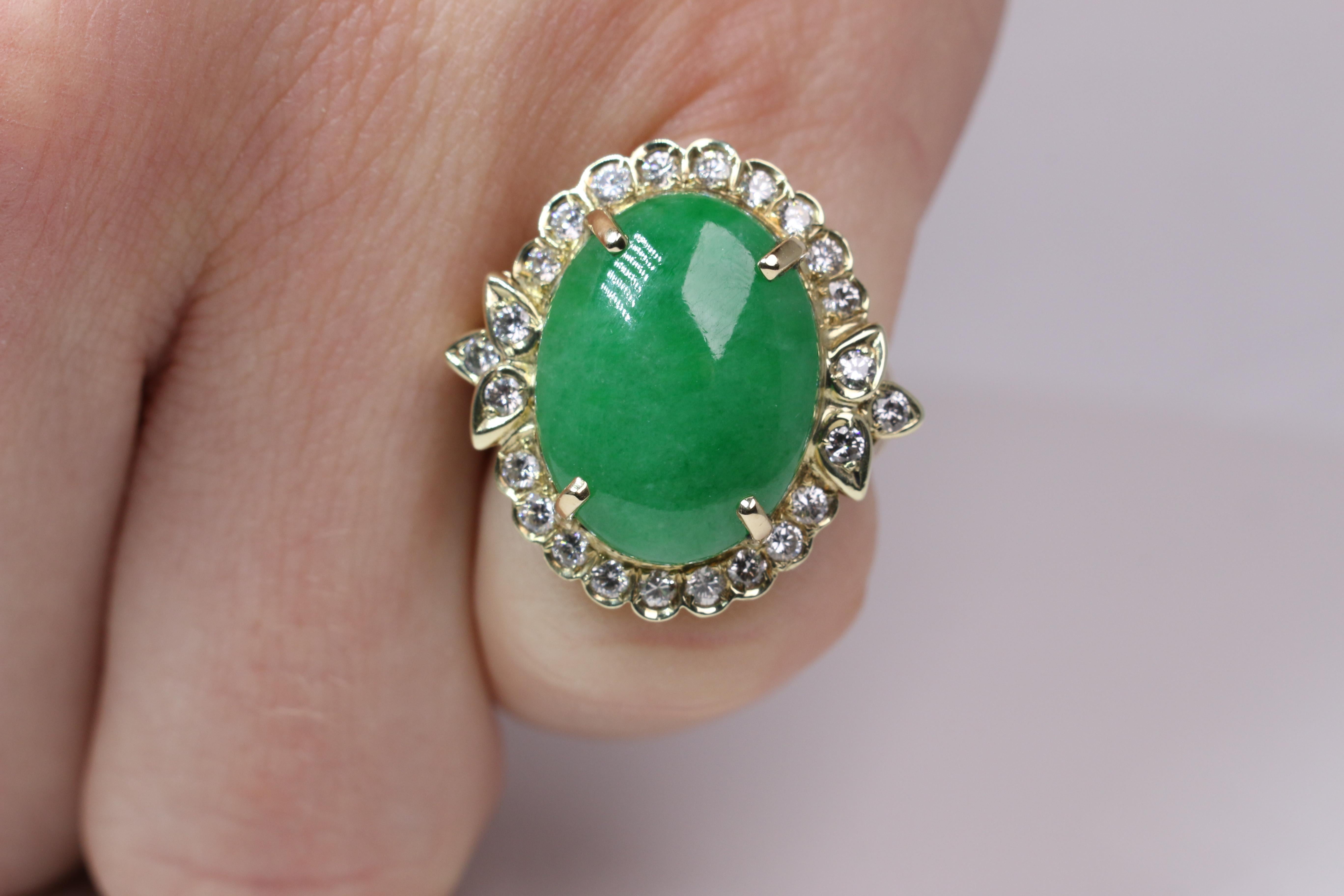 Art Nouveau Gold Oval Jade and Diamond Ring