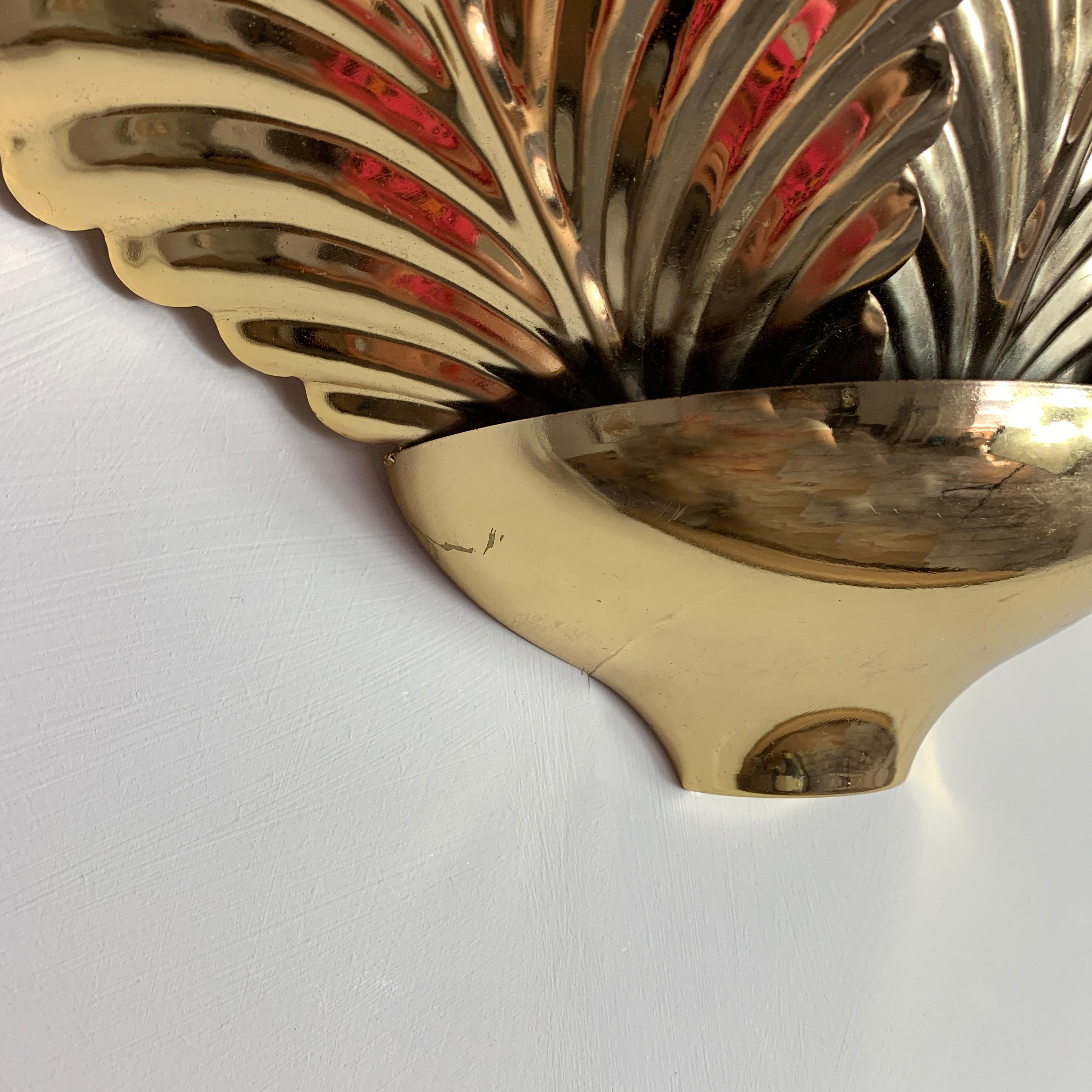Gold Palm Leaf Wall Sconce Uplighter, 1980s In Good Condition In Hastings, GB
