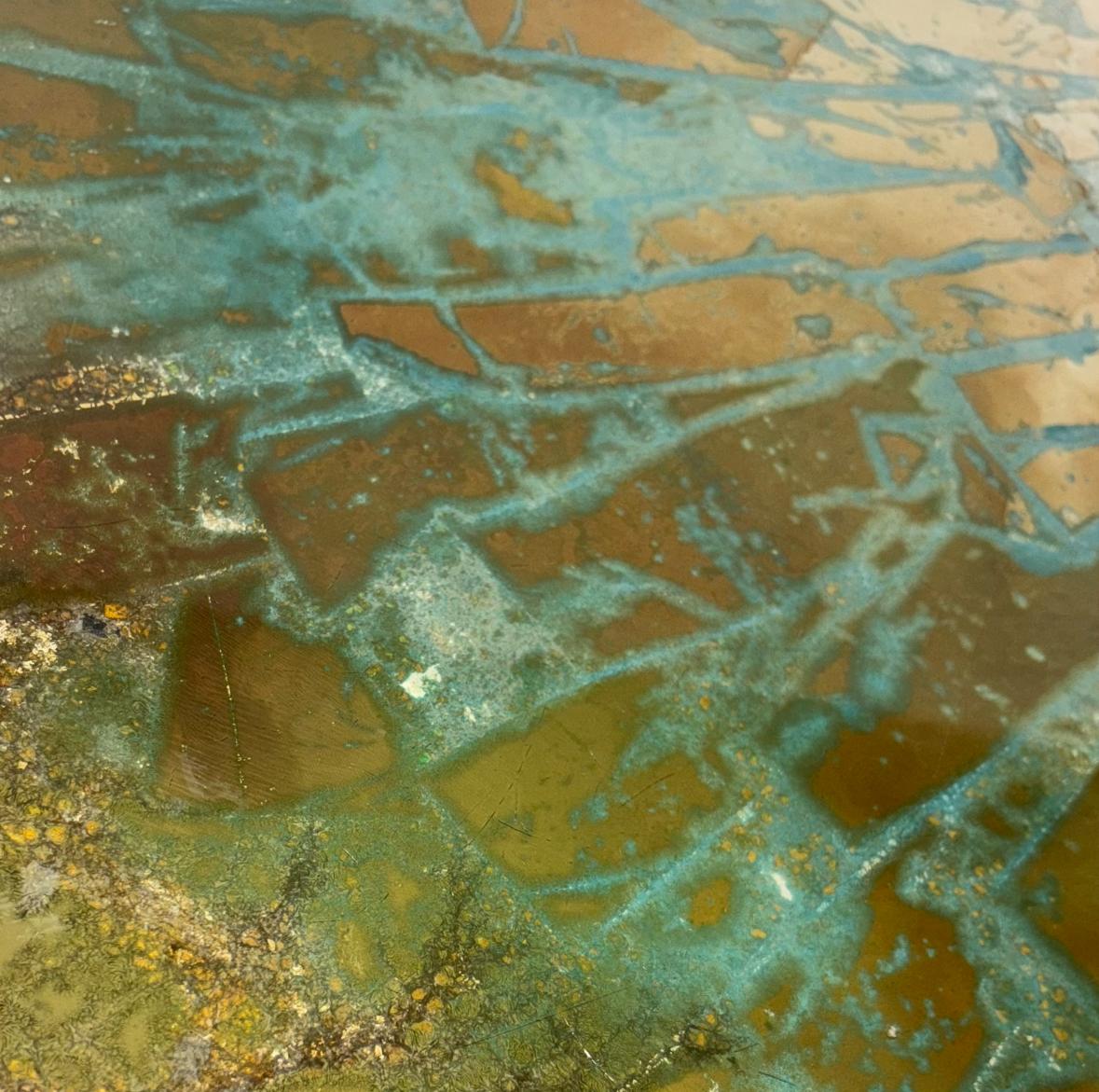 Tavolo da ingresso/centro italiano in lamina colorata Eglomise oro e patina in vendita 2