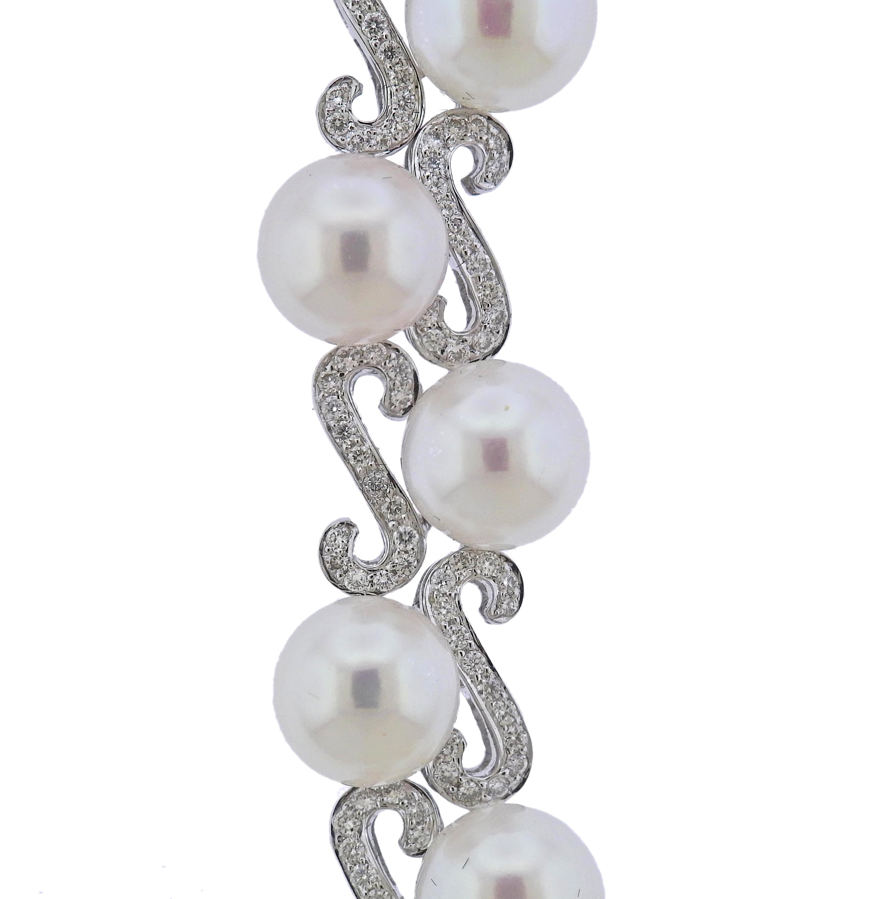 18k white gold bracelet, with 2.16ctw in diamonds and 10-10.5mm pearls. Bracelet is 6.5