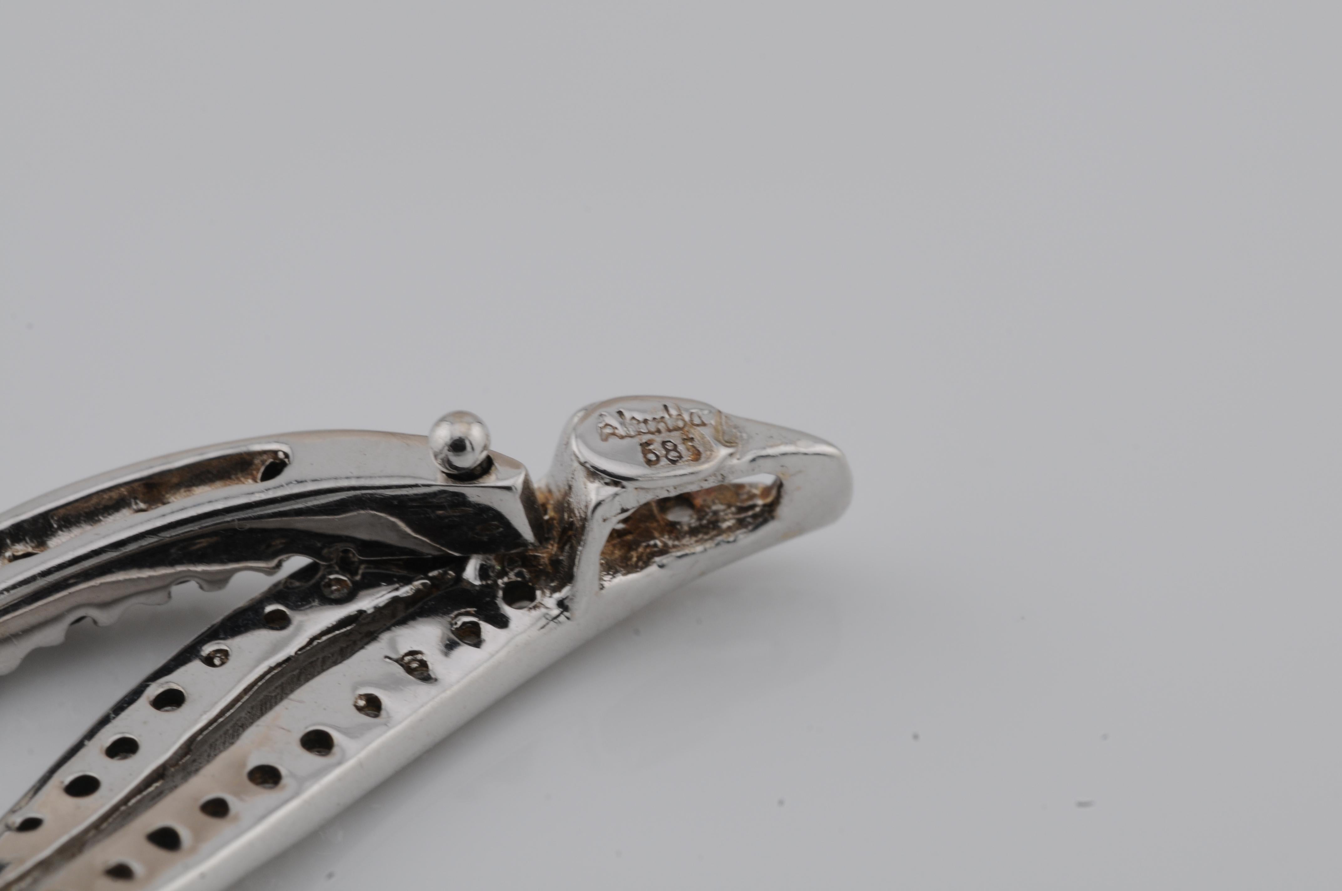 Ciondolo in oro 14 carati in oro bianco,  35 diamanti naturali in vendita 4