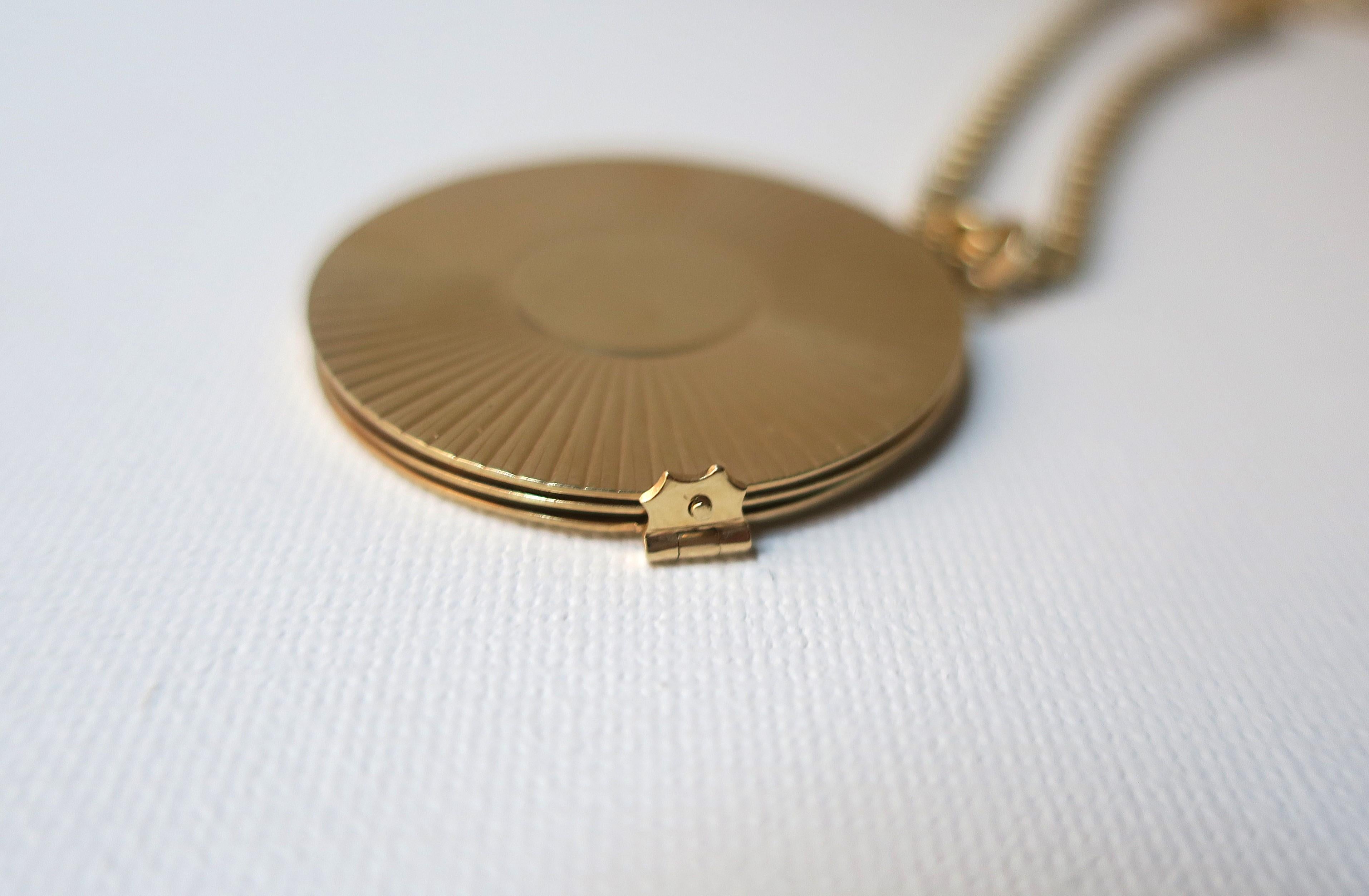 Gold Pendant Locket Box Link Chain Necklace Attrib. Tiffany & Co. For Sale 7