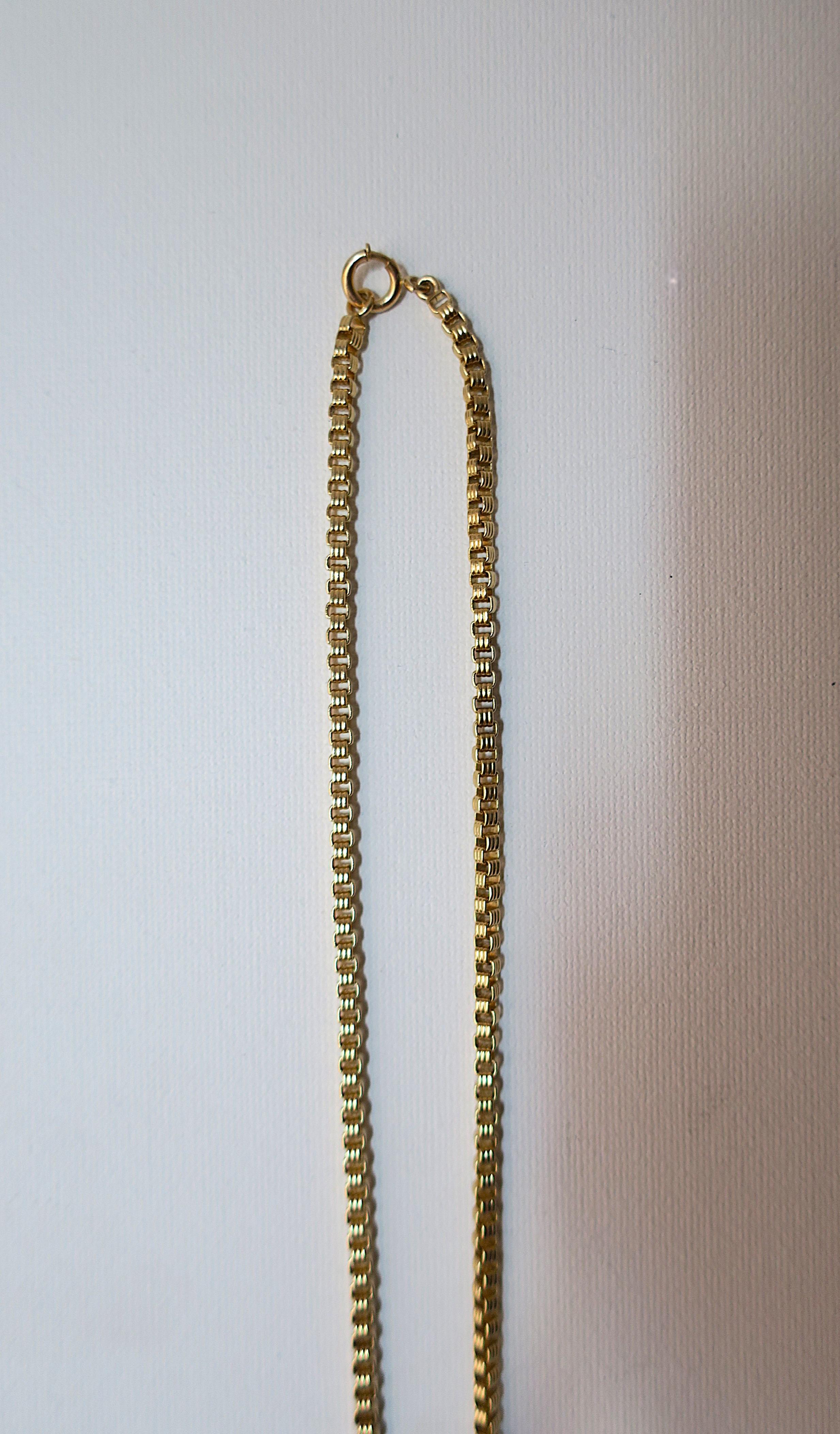 Gold Pendant Locket Box Link Chain Necklace Attrib. Tiffany & Co. For Sale 11