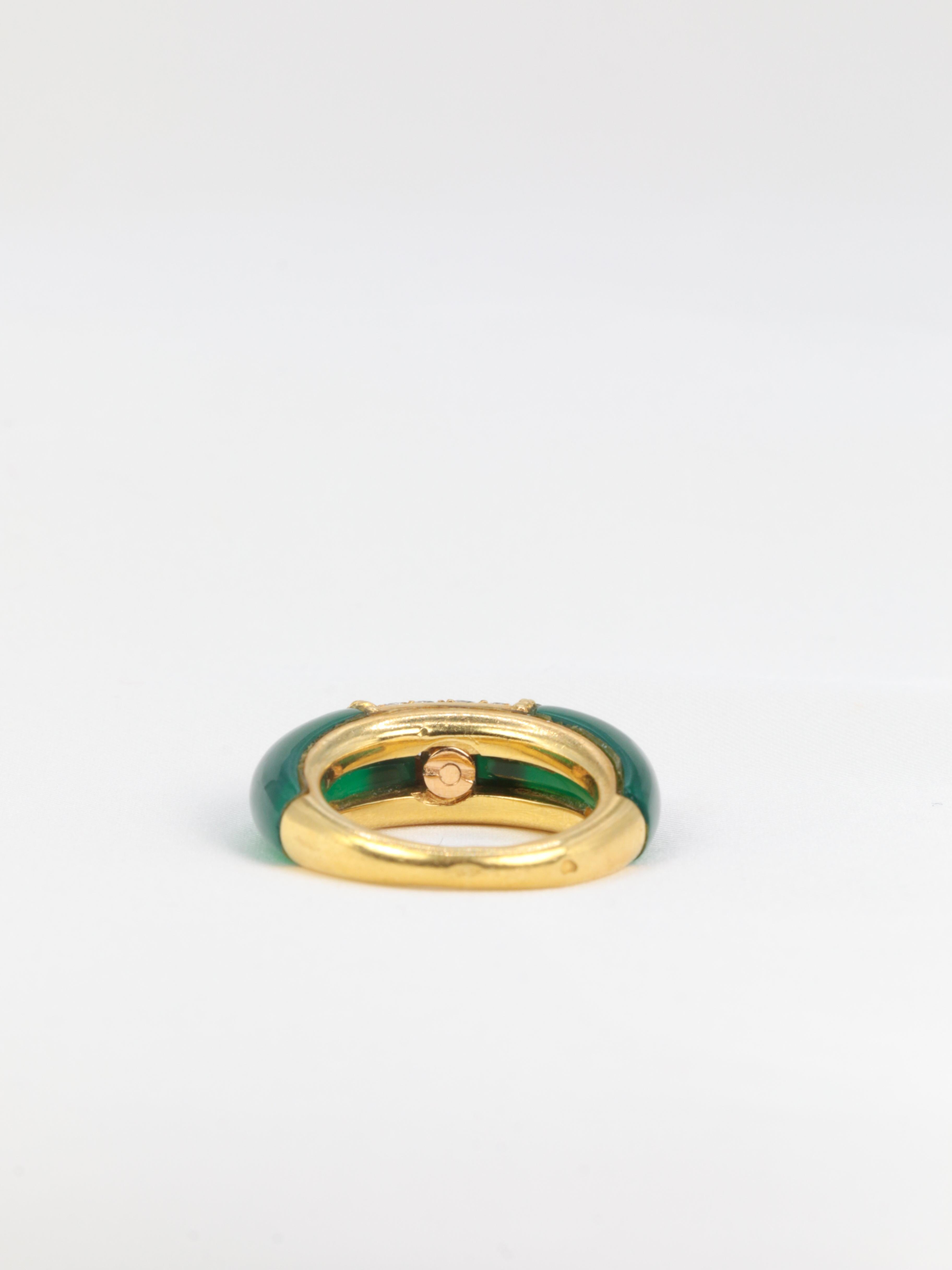 Women's or Men's Gold Philippine Van Cleef & Arpels Ring with Chrysoprase and Diamonds
