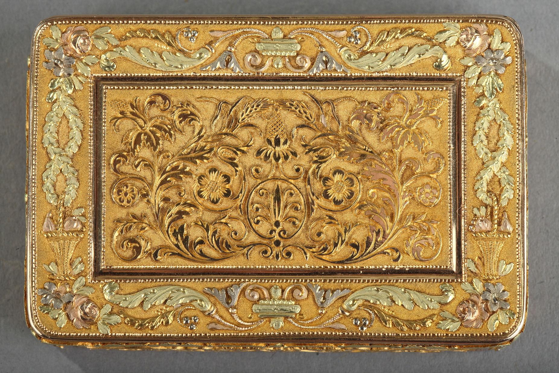 Goldene Pillendose, frühes 19. Jahrhundert im Angebot 1