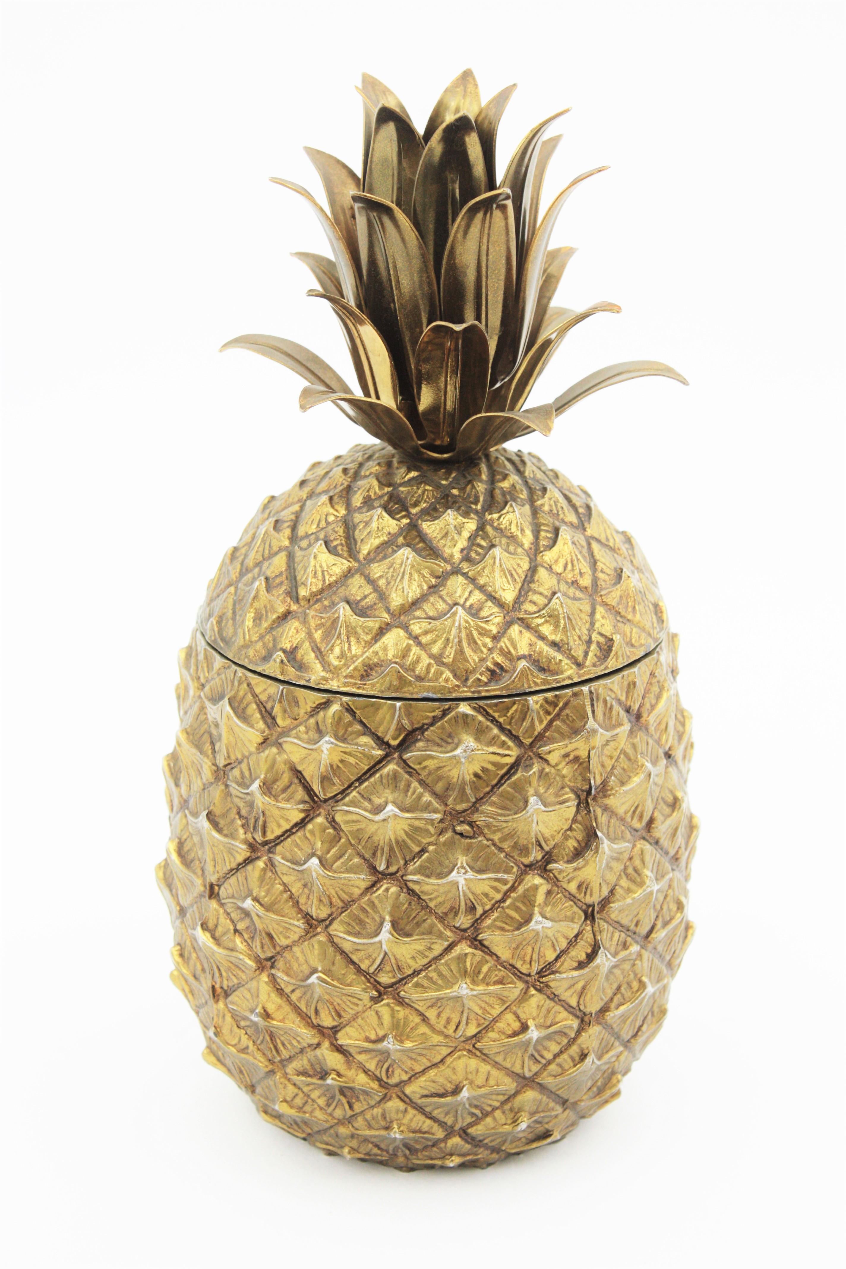 Mid-century Modern Gold Pineapple Ice Bucket by Mauro Manetti, Italy, 1960s In Excellent Condition In Barcelona, ES