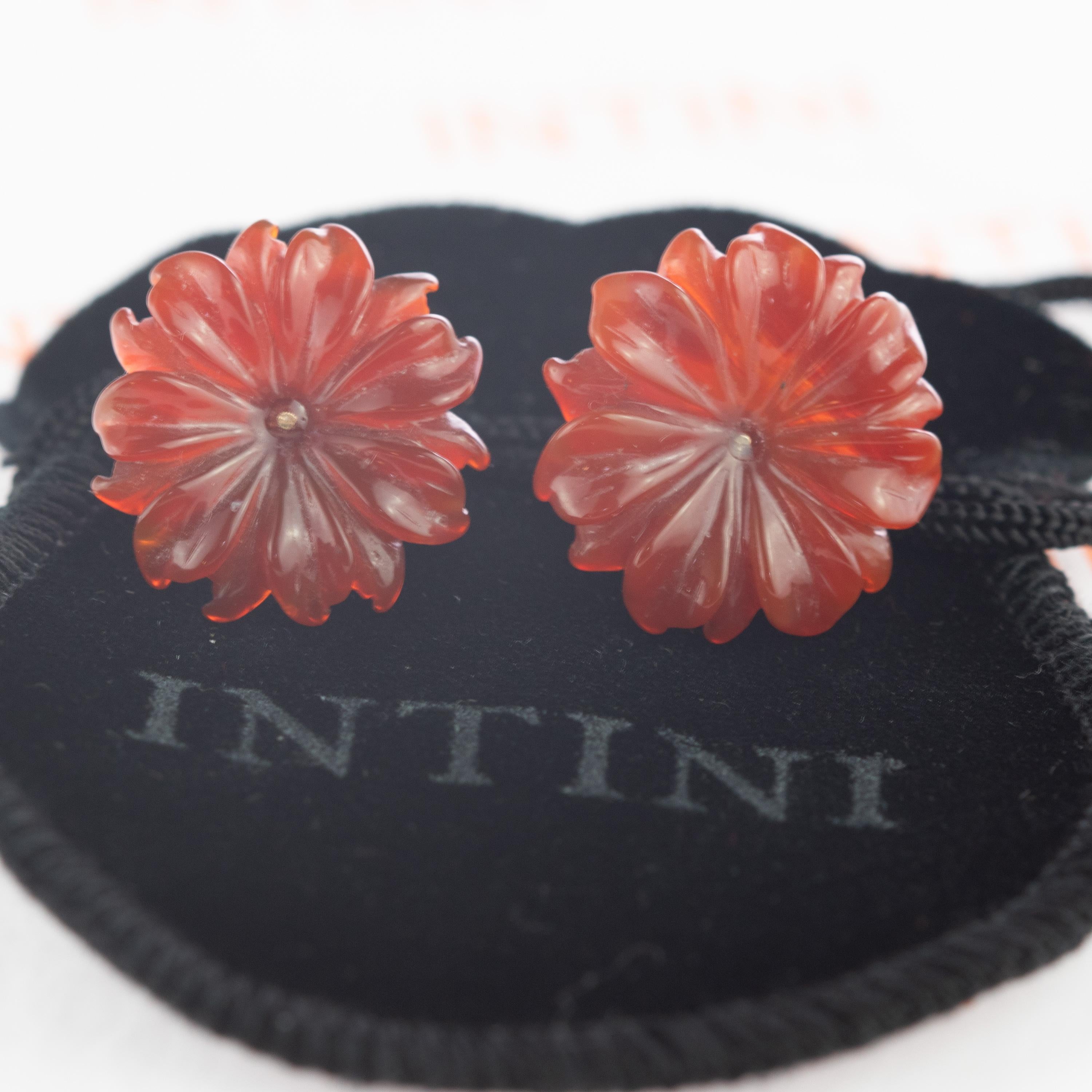 Pendientes de ágata dorada marrón Flor Dalia Tallados a mano en Italia Art Nouveau en venta