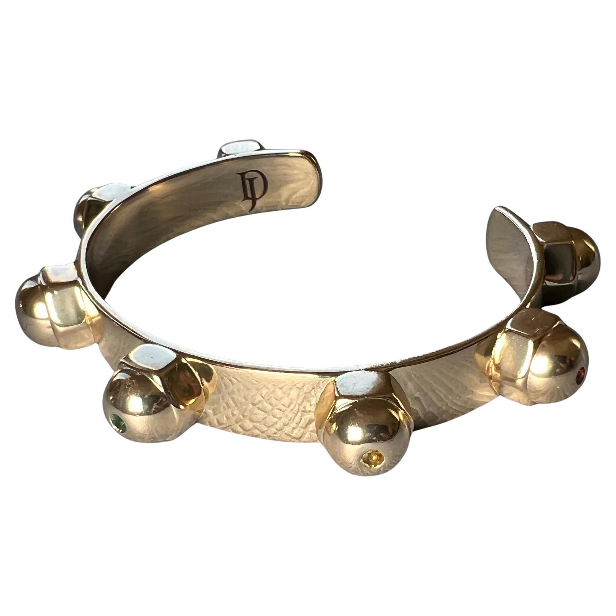 Pulsera Puño Oro Blanco Diamante Zafiro Esmeralda Chakra