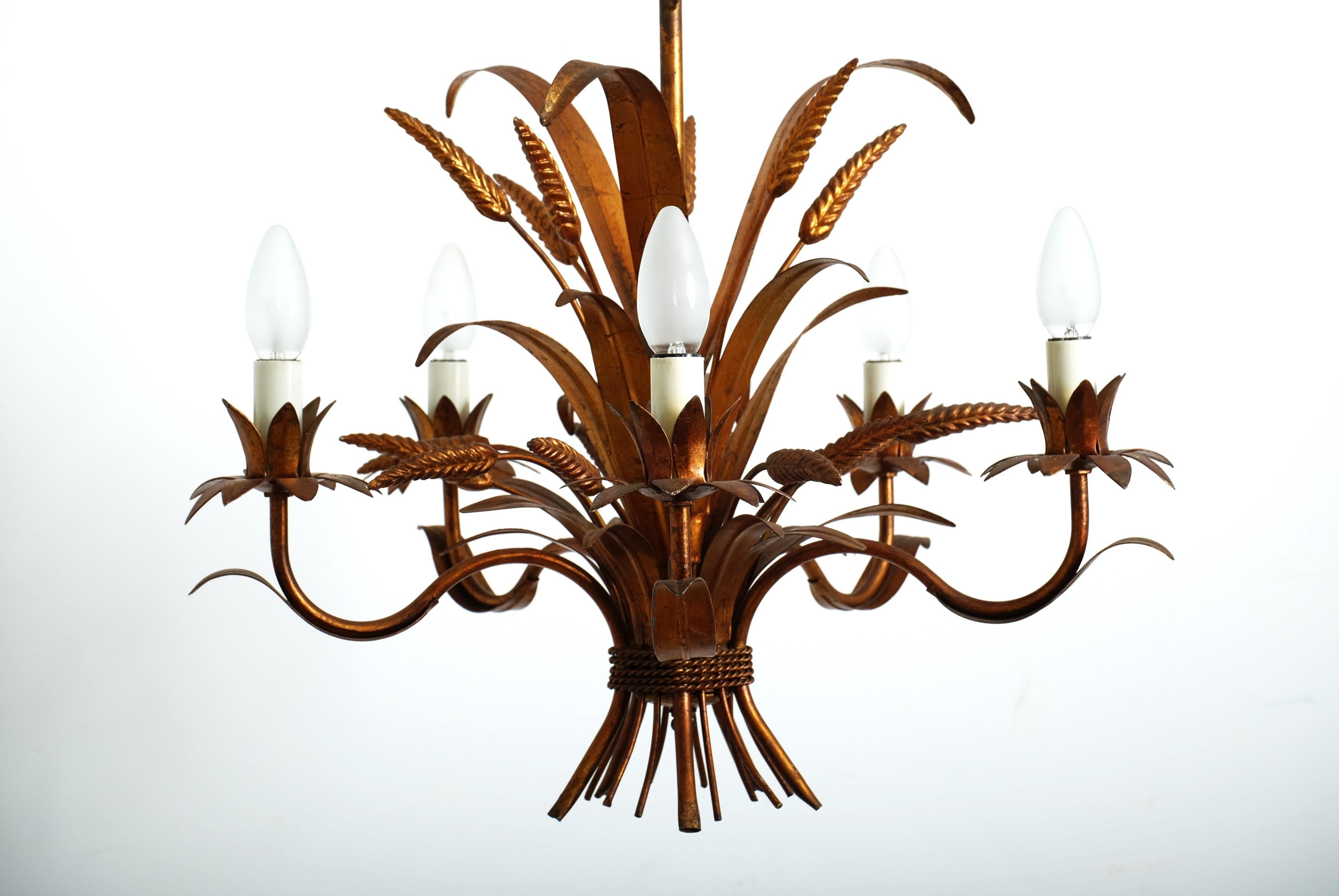 Lampadario a covoni di grano a 5 bracci in metallo di Hans Kögl, Germania, anni '70 in vendita 8