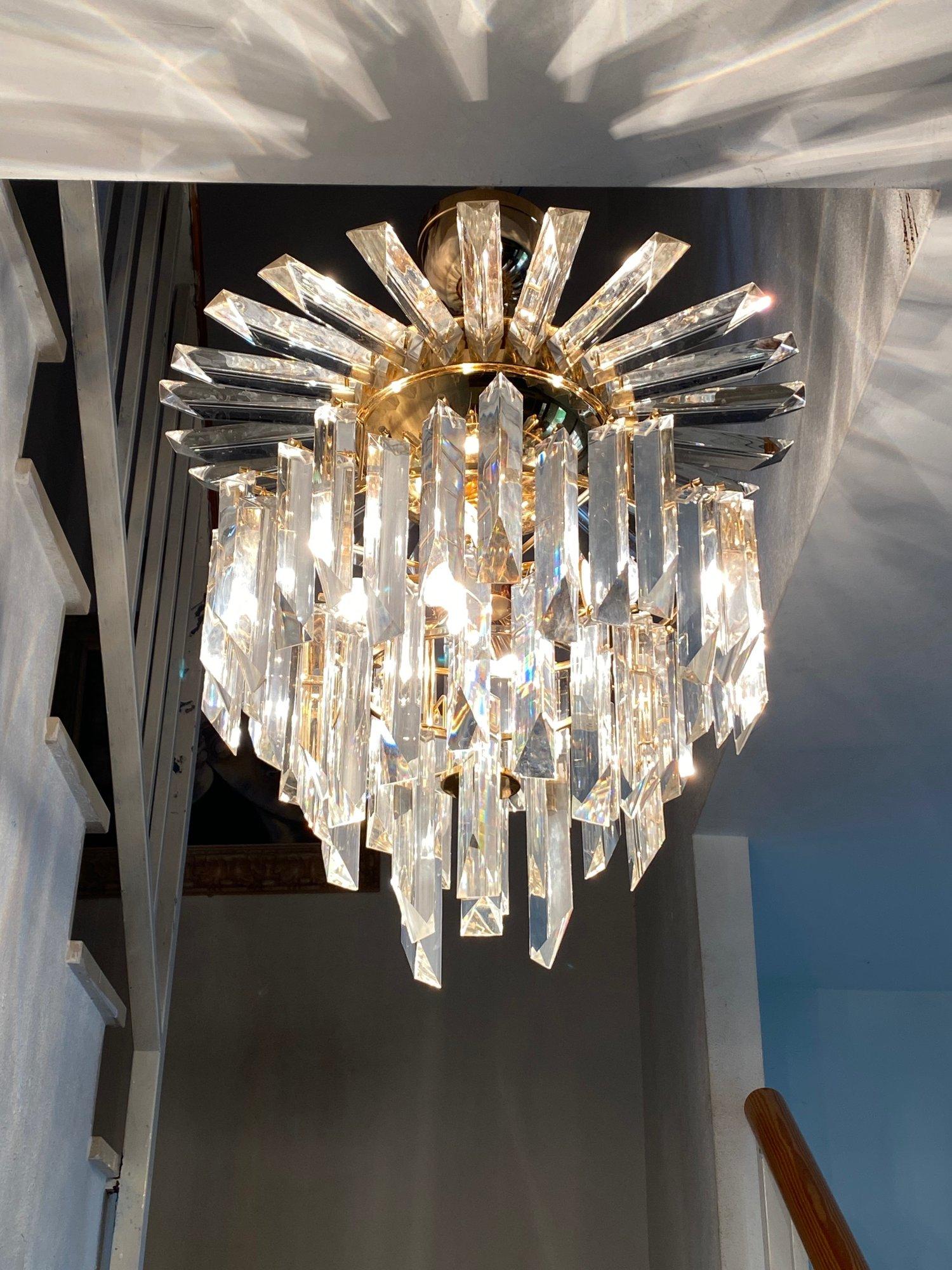 Hollywood Regency Gold-Plated and Crystal Glass Chandelier For Sale