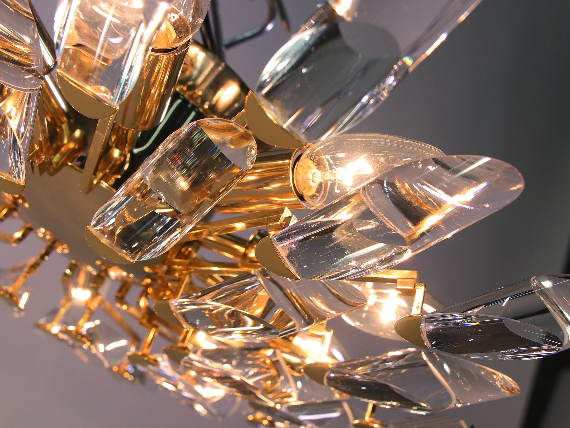 Mid-Century Modern 1970s Italy Stilkronen Flush Mount Chandelier Crystal Glass & Gilt Brass 