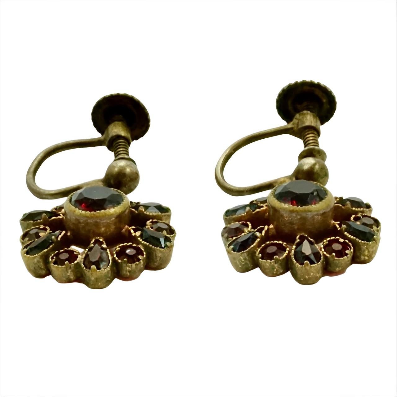 Orecchini a goccia con chiusura a vite placcati in oro e finto granato, circa 1920 in vendita 1