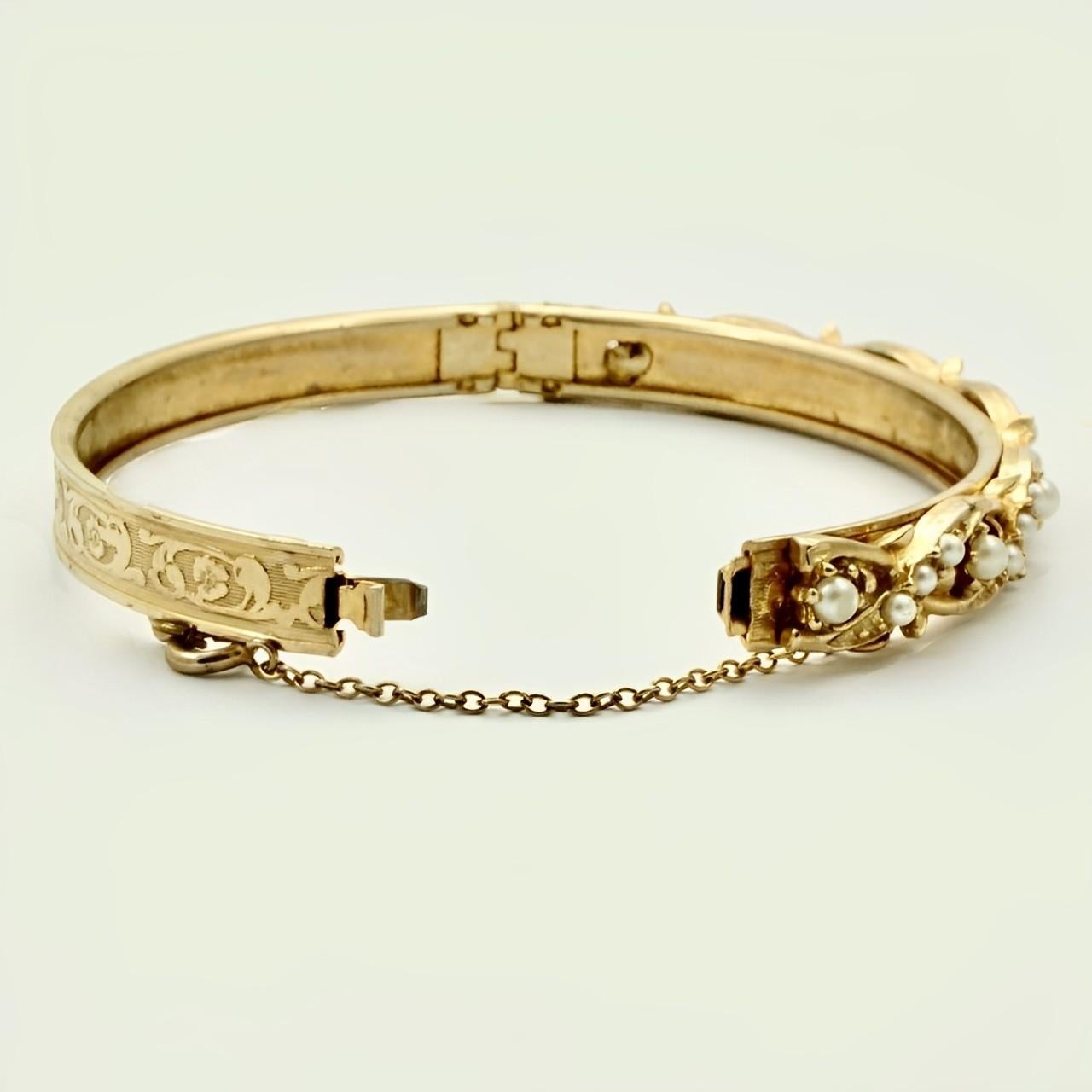 Gold Plated and Faux Pearl Bangle Bracelet circa 1950s For Sale 1