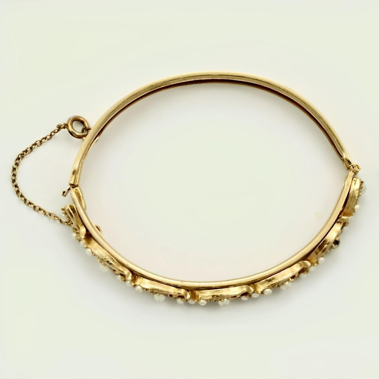 Gold Plated and Faux Pearl Bangle Bracelet circa 1950s For Sale 2