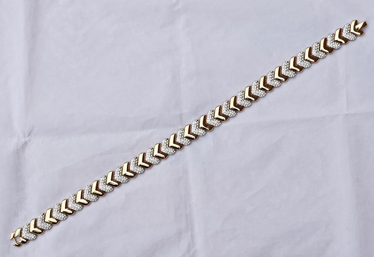 Halskette mit vergoldetem und strassbesetztem Chevron-Kragen, ca. 1980er Jahre im Zustand „Gut“ im Angebot in London, GB