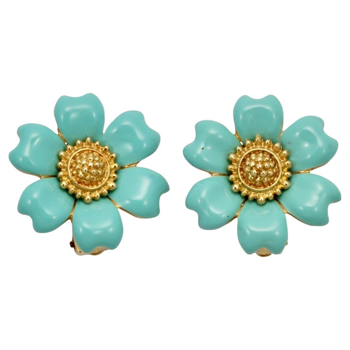 Boucles d'oreilles clip fleur en plaqué or et émail turquoise en vente