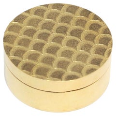 Gold-plated brass Chiseled Round Box, Ecaille Collection, 2021