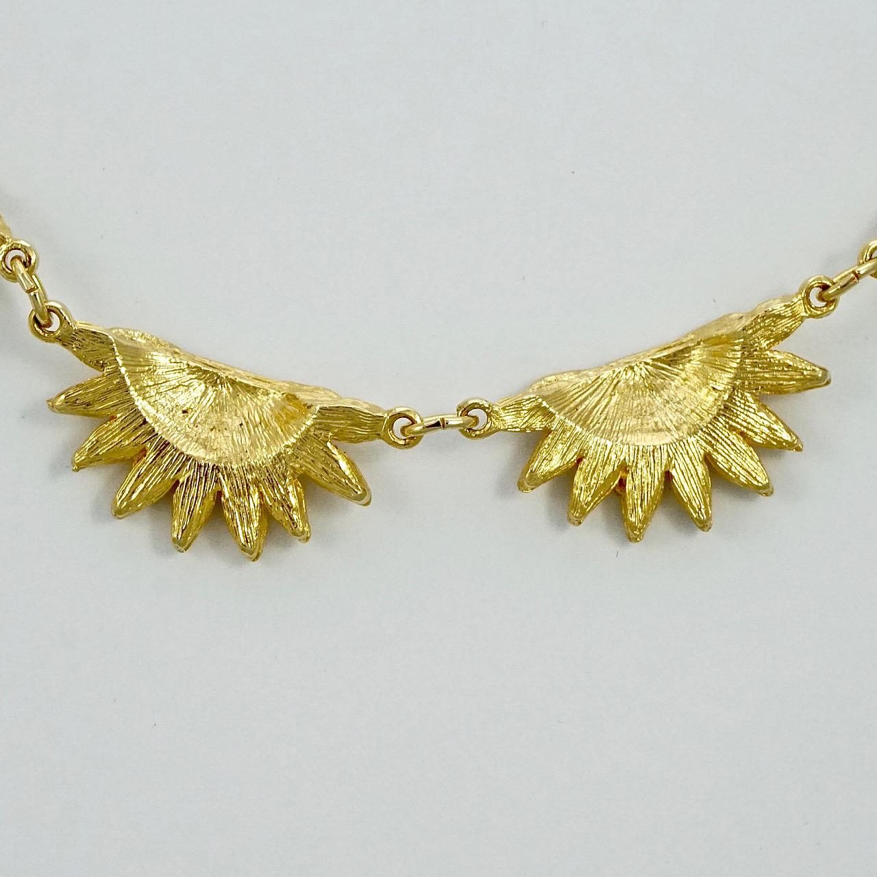 Gold Plated Brushed and Shiny Petal Link Necklace circa 1970s For Sale 4