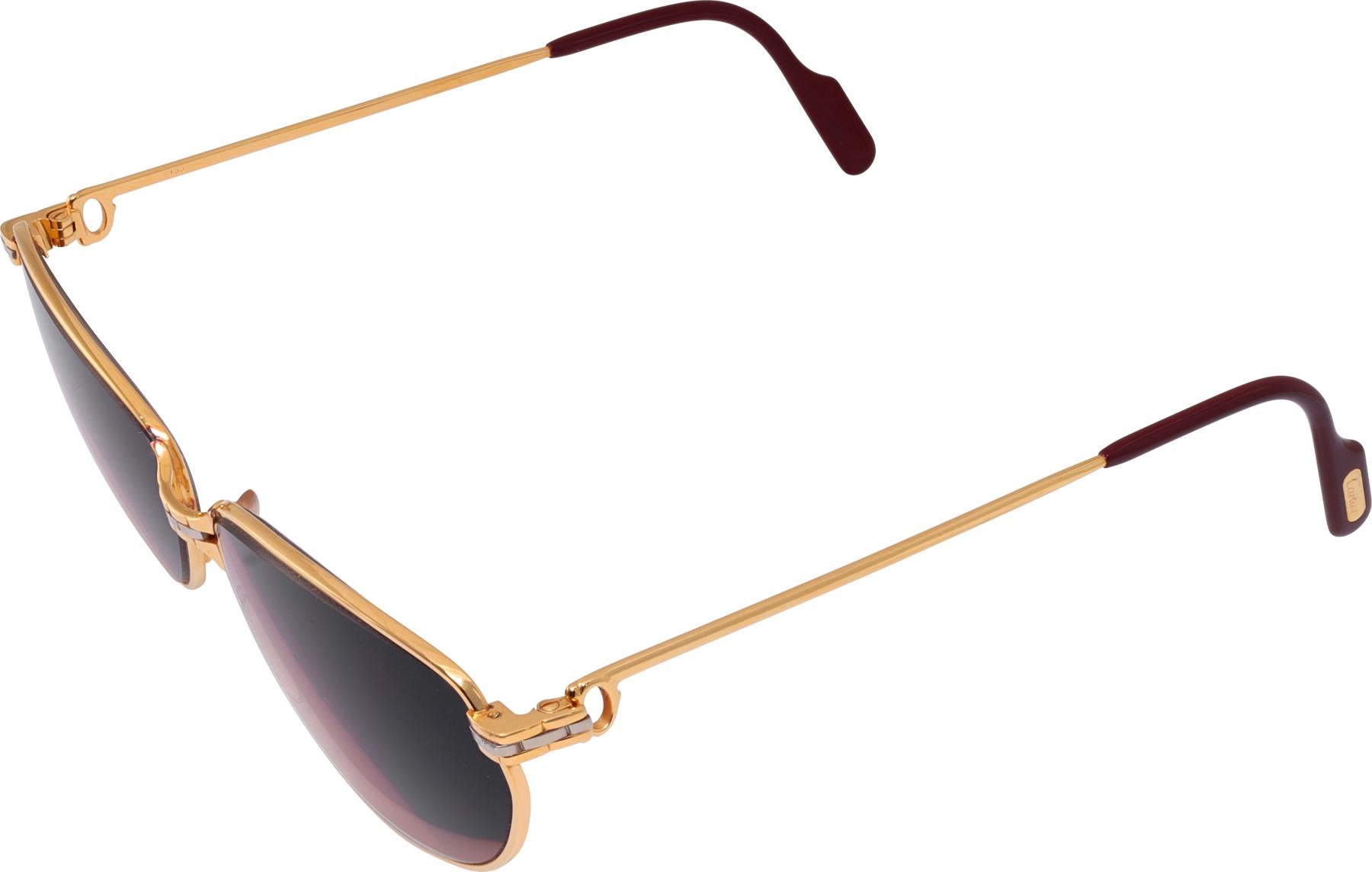 Gafas Cartier Maillon Panthere chapadas en oro. lente 57mm, puente 15, patilla 135mm.
