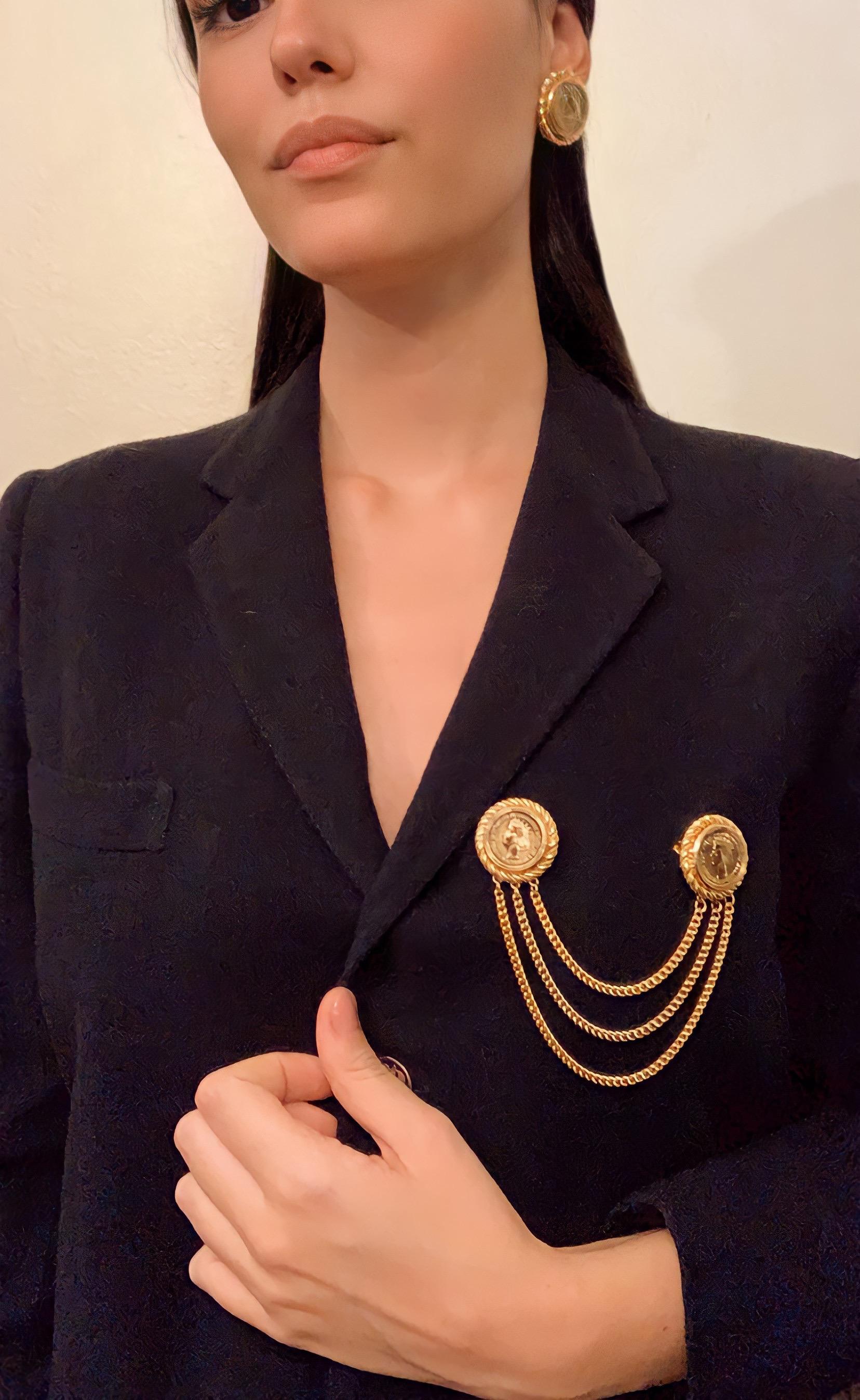 Women's or Men's Gold-Plated Clip Earrings Collar Chain Brooch Pin Set Britain Pound Sterling