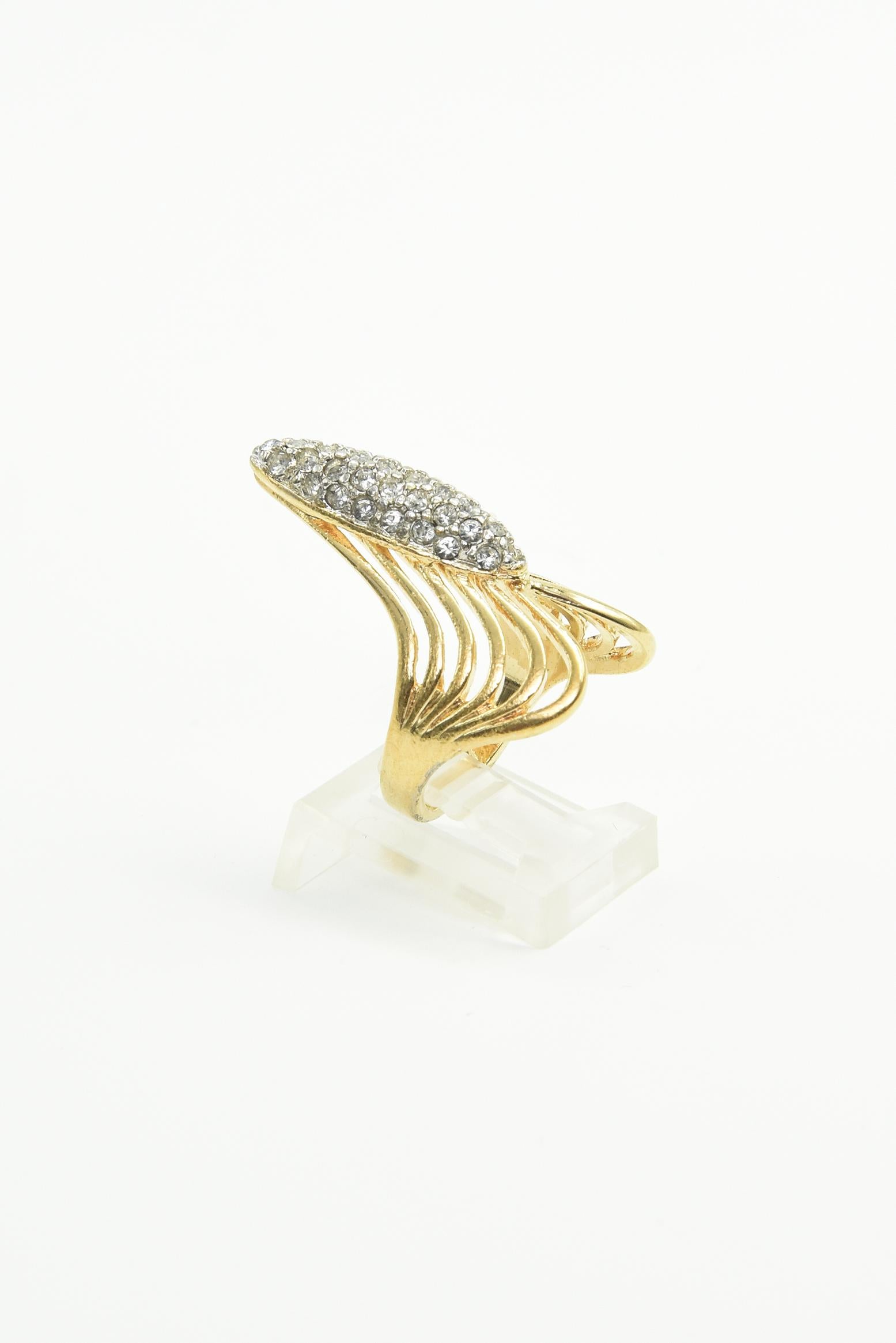 Gold Plated Crystal 'V' Chevron Ring In Good Condition For Sale In Miami Beach, FL