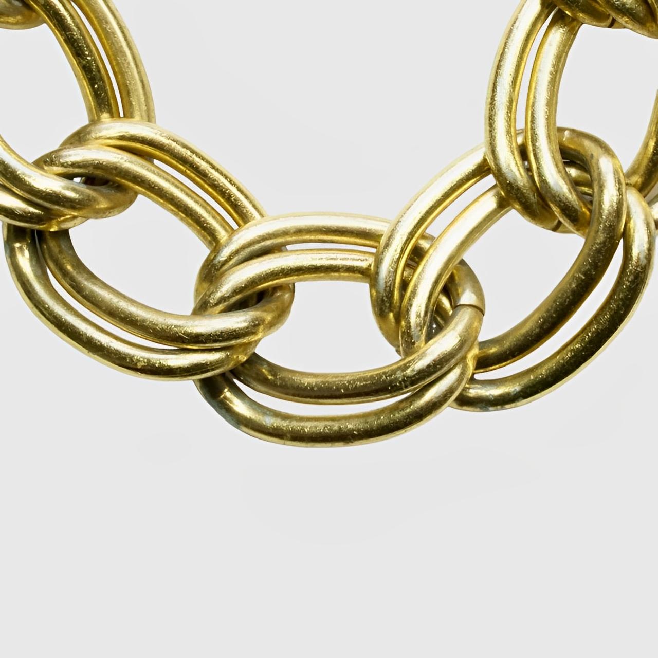 Cintura a catena regolabile a doppio anello placcata oro con chiusura a gancio, circa anni '70 In condizioni buone in vendita a London, GB