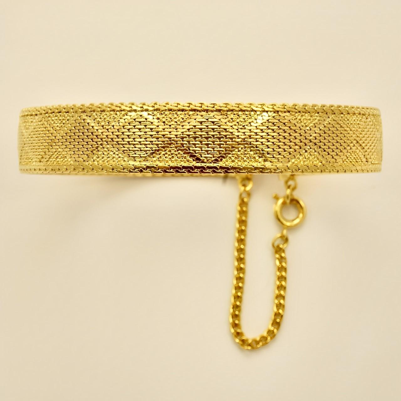 Gold Plated Egyptian Revival Diamond Design Mesh Bracelet circa 1980s In Good Condition In London, GB