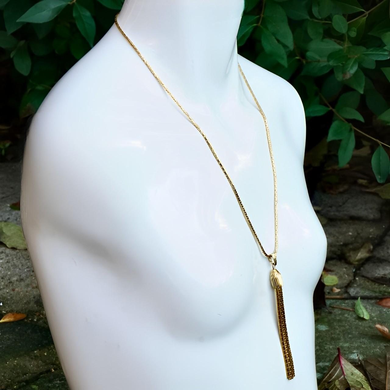 Gold Plated Elongated Box Chain Tassel Necklace circa 1980s For Sale 1