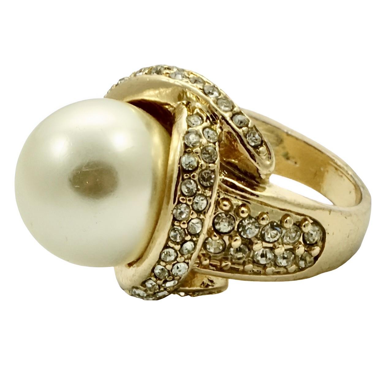 Gold Plated Faux Pearl and Crystals Cocktail Ring In Good Condition For Sale In London, GB
