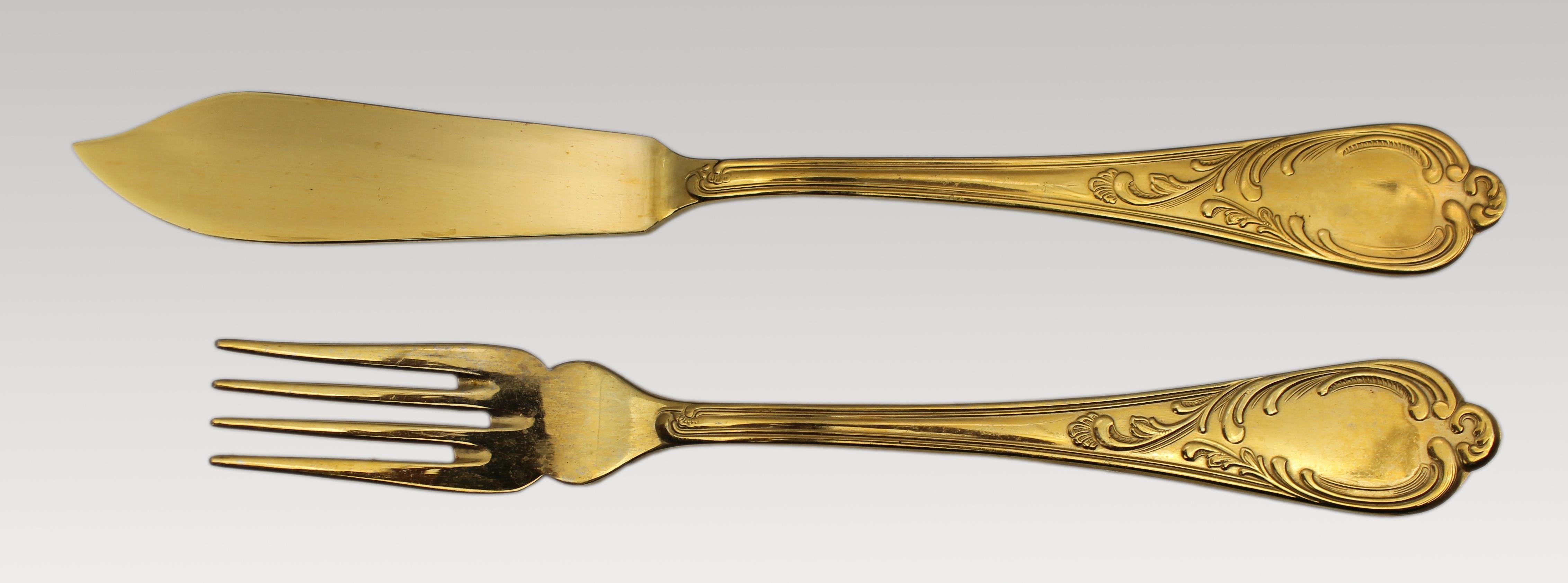 Juego de cubiertos de pescado bañados en oro para 12 de Solingen, Alemania, 23/24 quilates, mediados del siglo XX en Bueno estado para la venta en Worcester, GB
