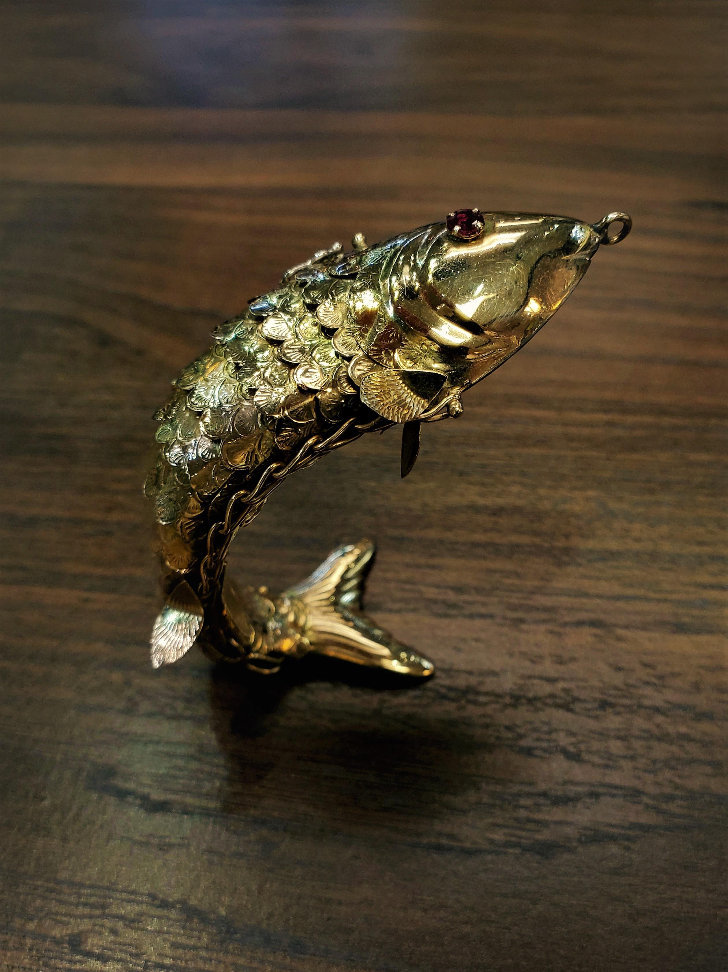 Gold-Plated Fish Pendant & Desk Object In Excellent Condition For Sale In New York, NY