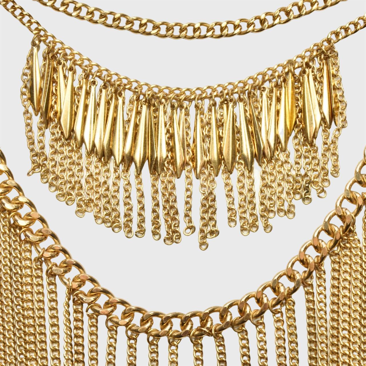 Collier en chaîne à quatre brins plaqué or avec gouttes et franges 1970 en vente 1