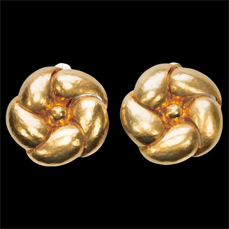 Gold Plated Hammered Flower Clip-On Statement Earrings - Les Bernard Vanity For Sale 3