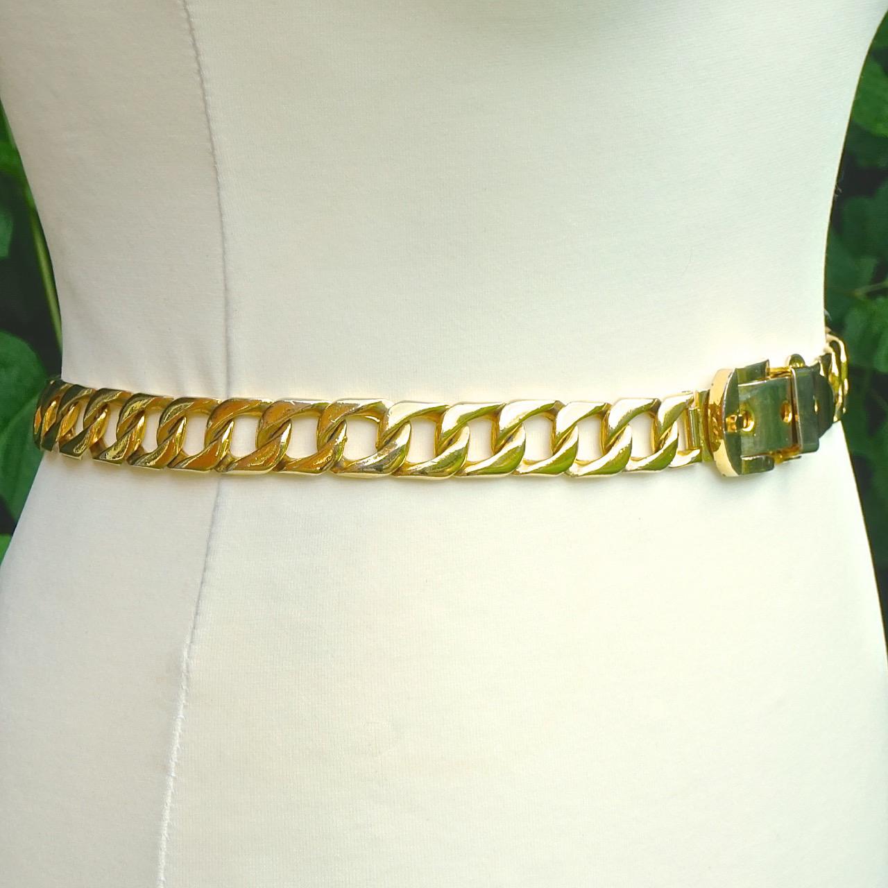 Gold Plated Heavy Adjustable Curb Link Chain Buckle Belt circa 1980s In Good Condition In London, GB