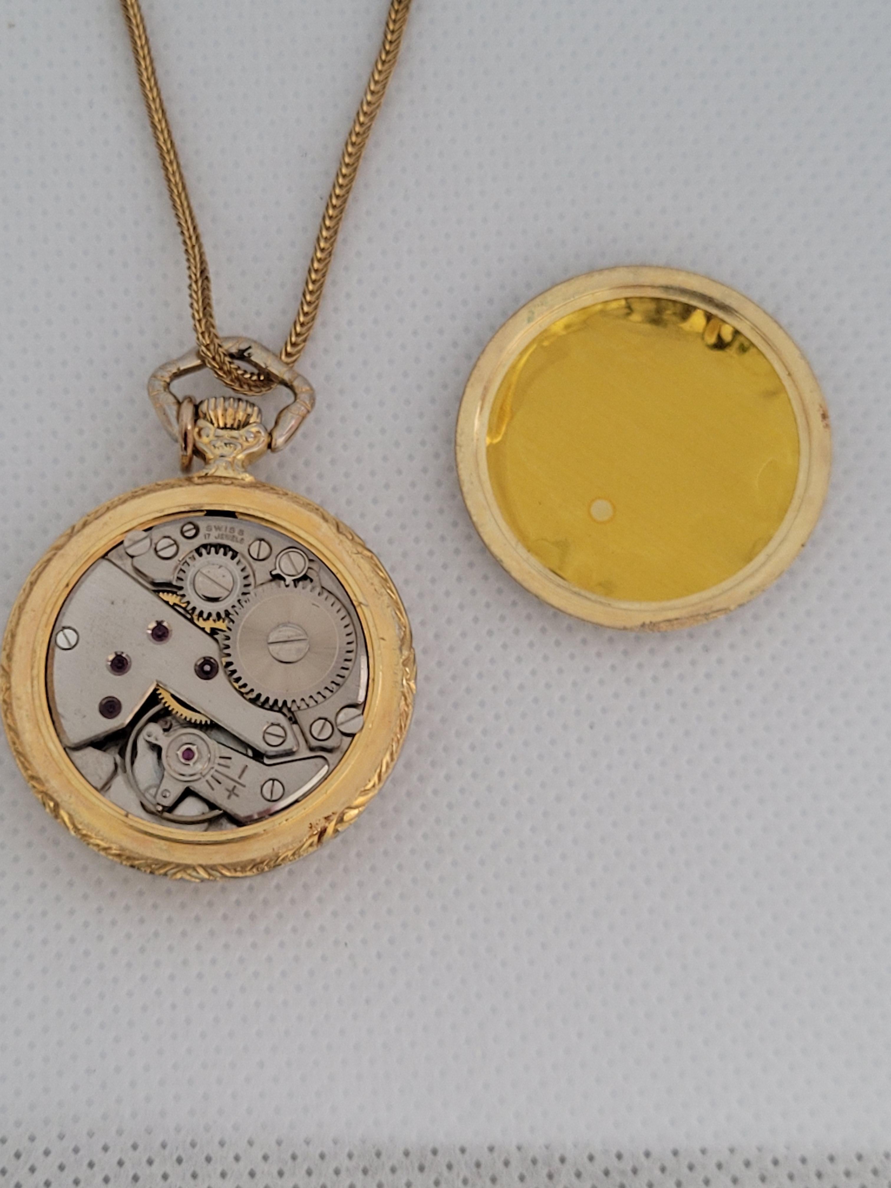 Montre pendentif Kurz Armin en métal doré, boîte d'origine, très bon état de fonctionnement en vente 3