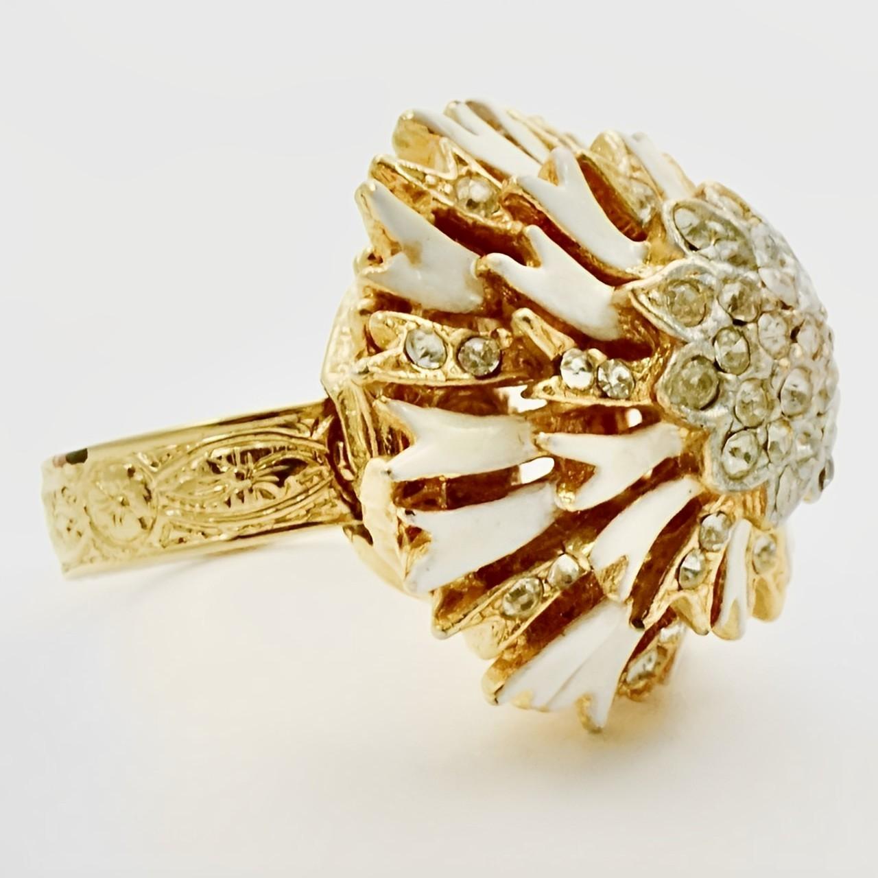 Gold Plated Layered Cream Enamel and Rhinestones Cocktail Ring 1960s In Good Condition For Sale In London, GB