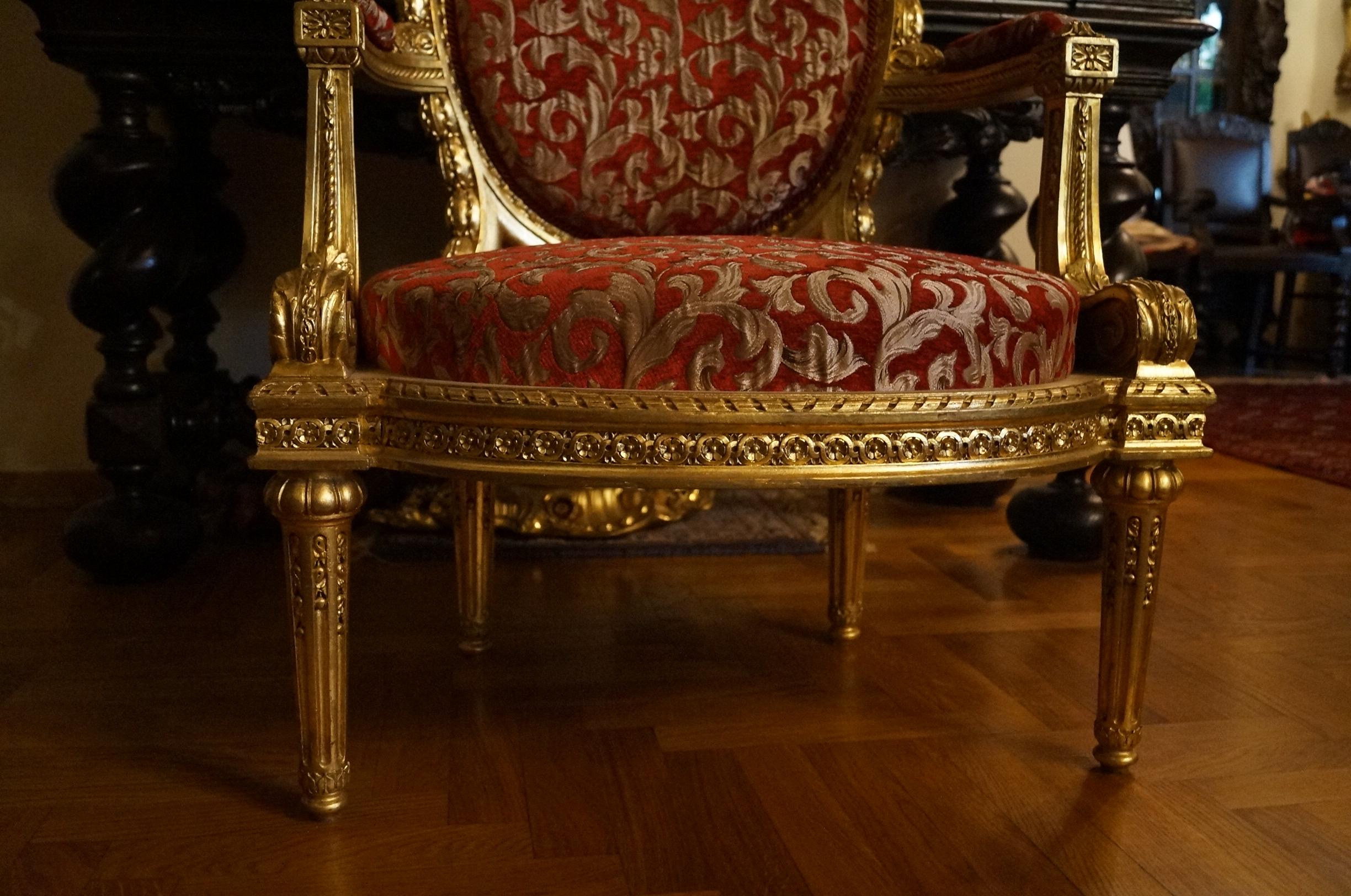 Silla Luis XVI dorada de 1860 Alemán en venta