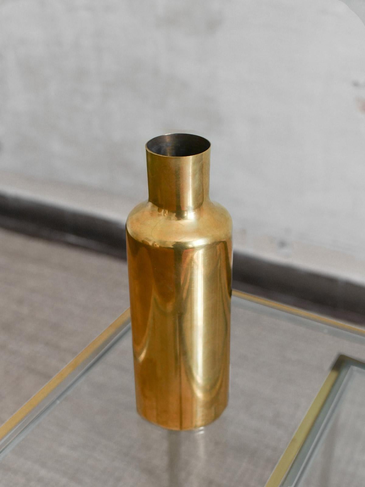 Italian Gold-plated metal vase by Marino Marini, 1970 For Sale